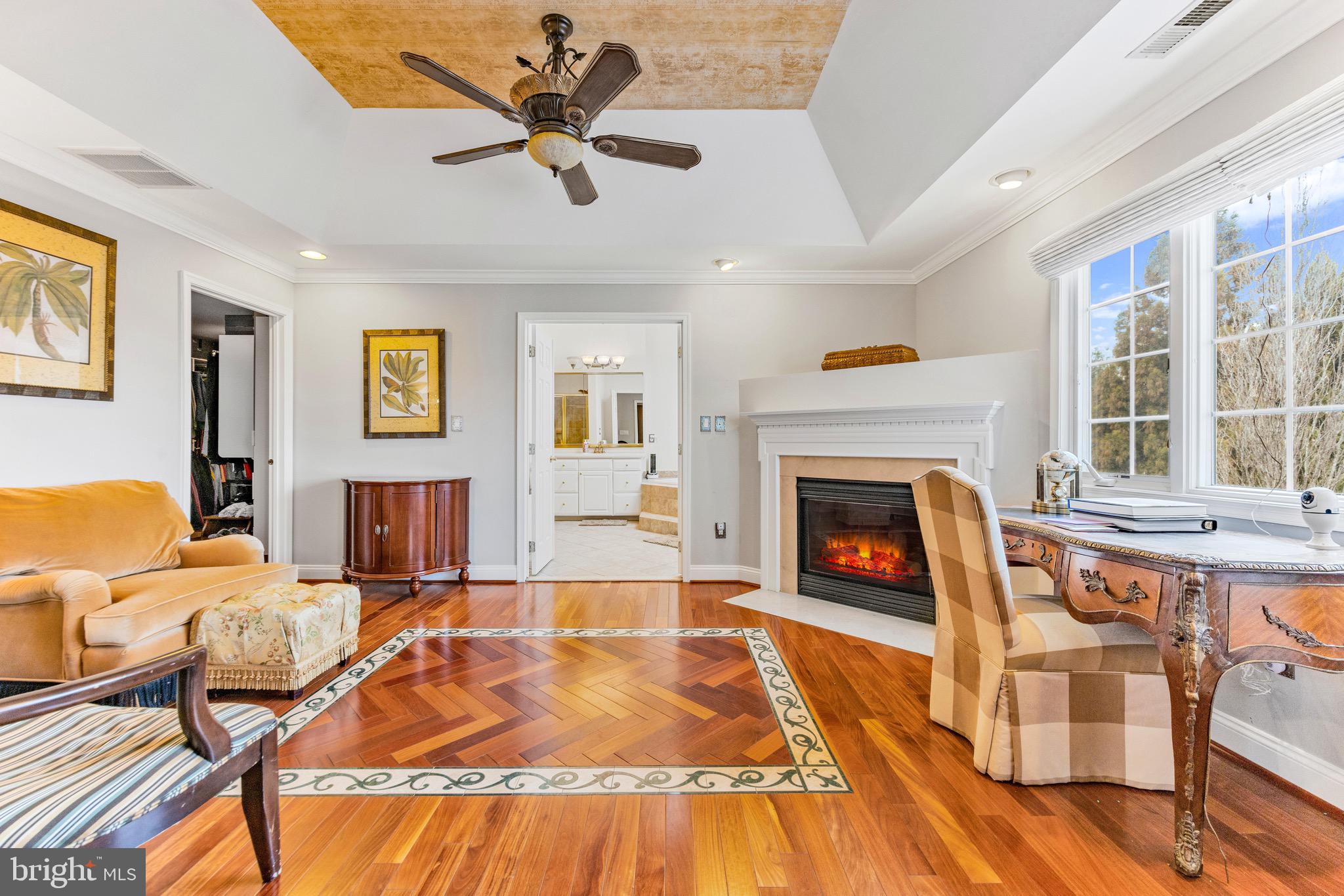 HUNT VALLEY ESTATES - Residential