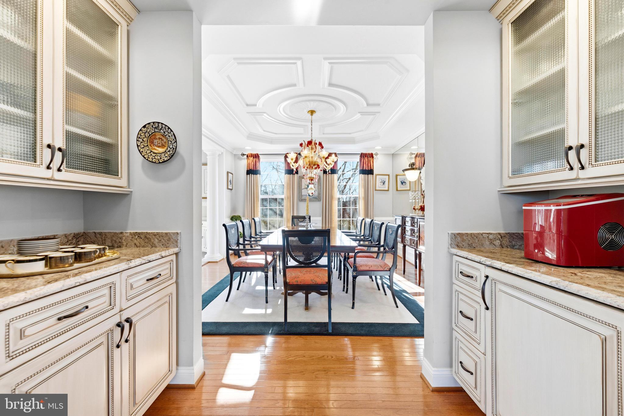 HUNT VALLEY ESTATES - Residential