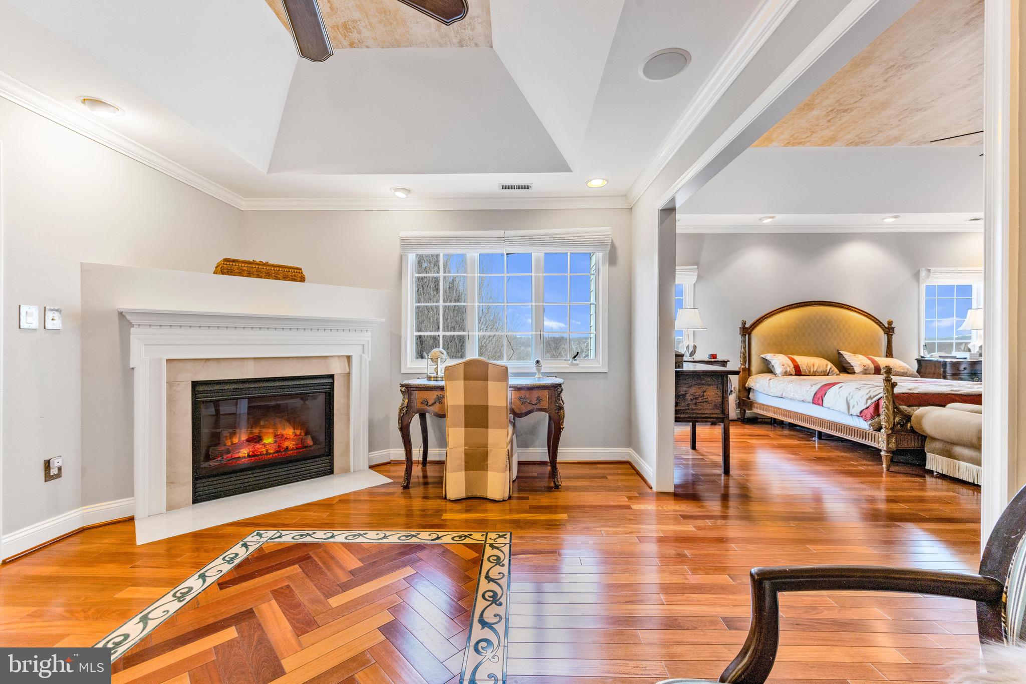 HUNT VALLEY ESTATES - Residential