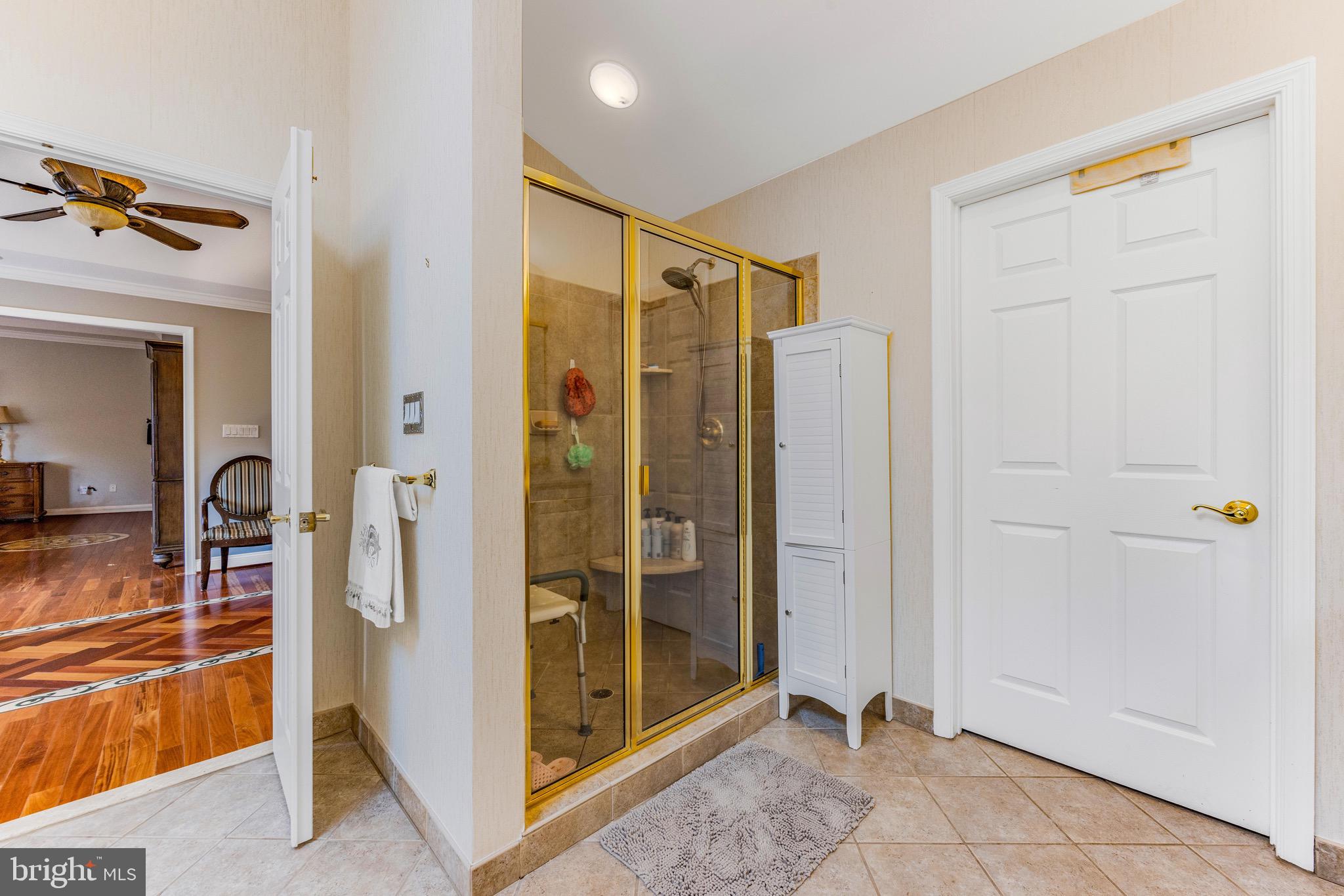 HUNT VALLEY ESTATES - Residential