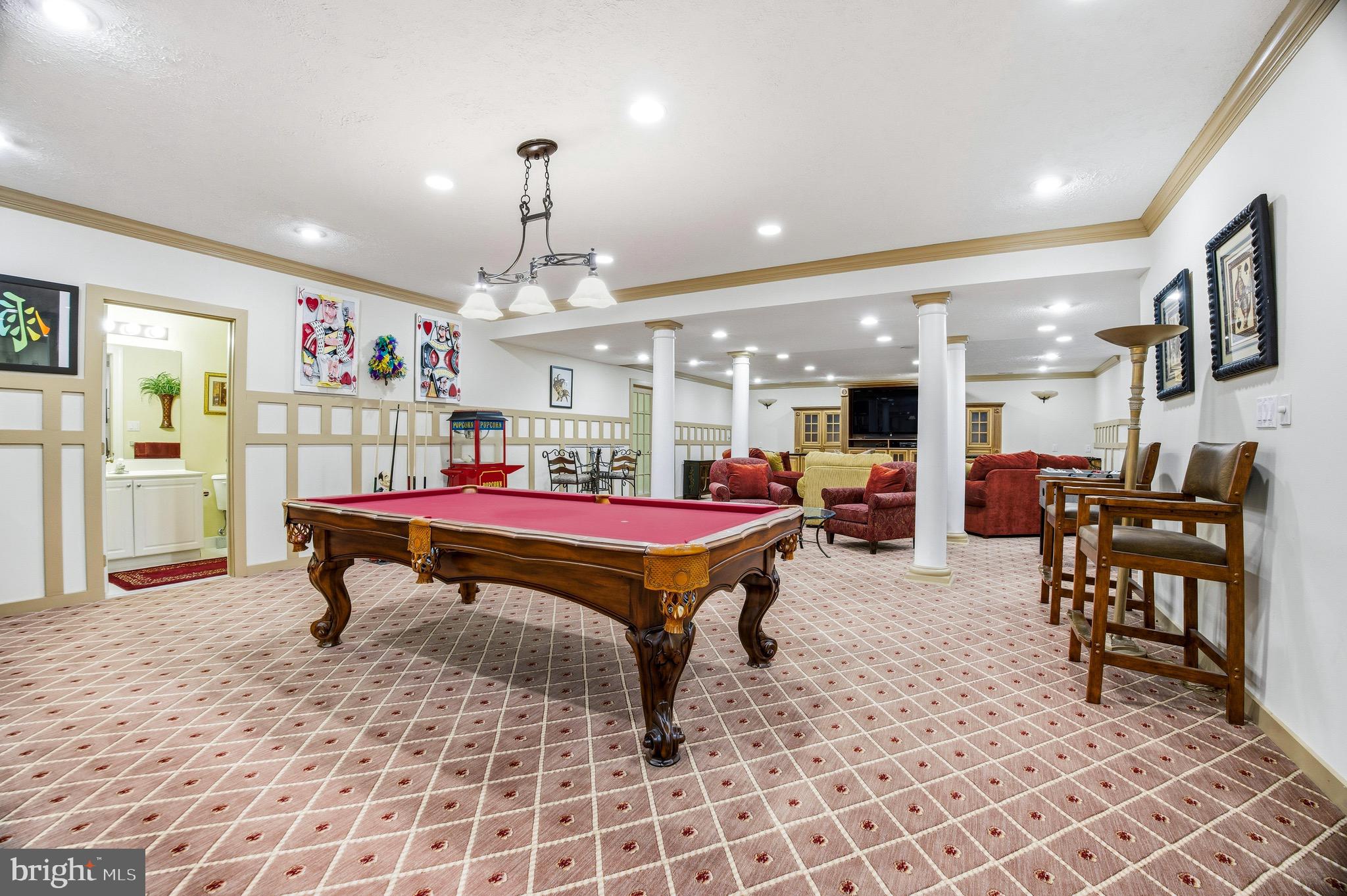 HUNT VALLEY ESTATES - Residential