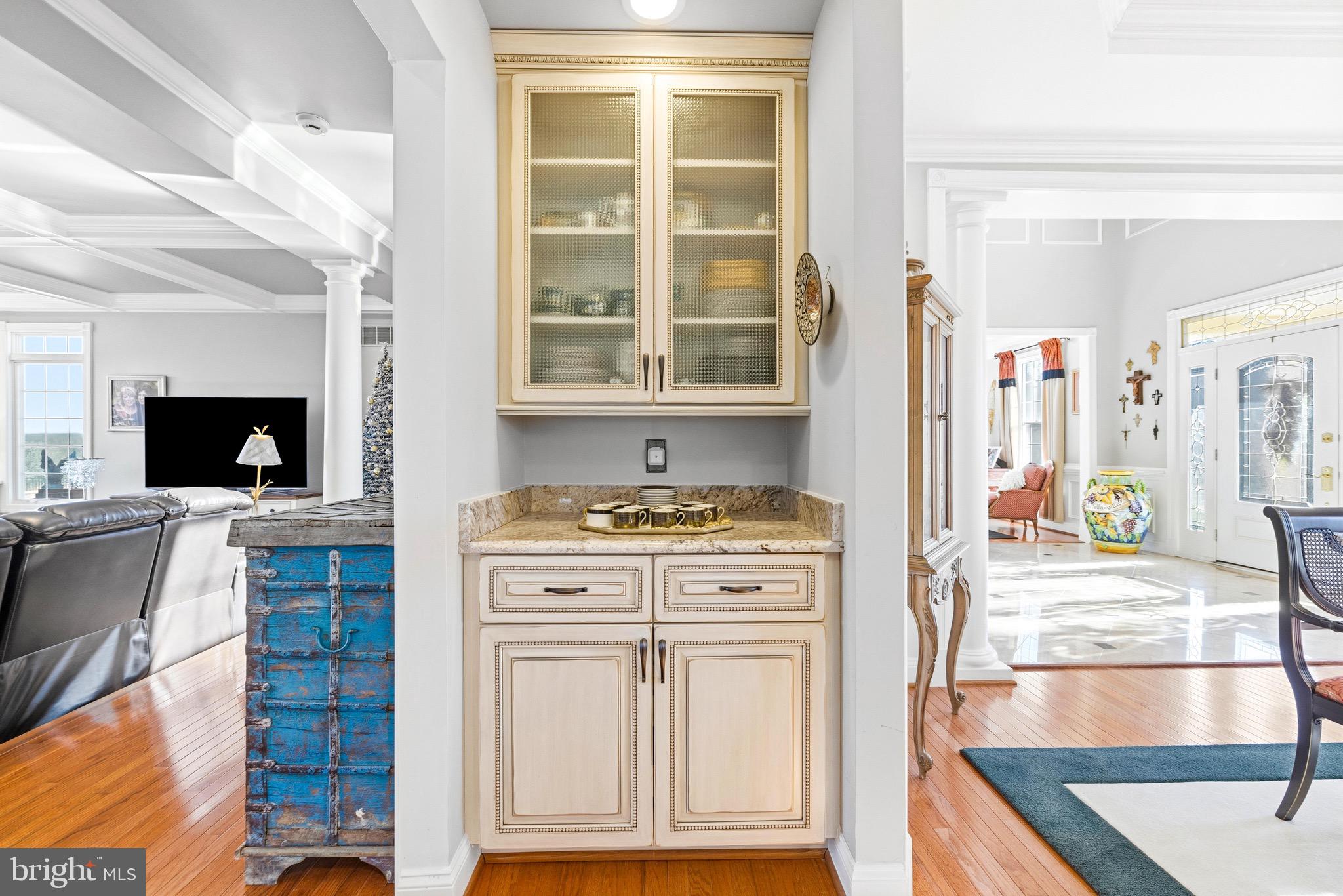 HUNT VALLEY ESTATES - Residential