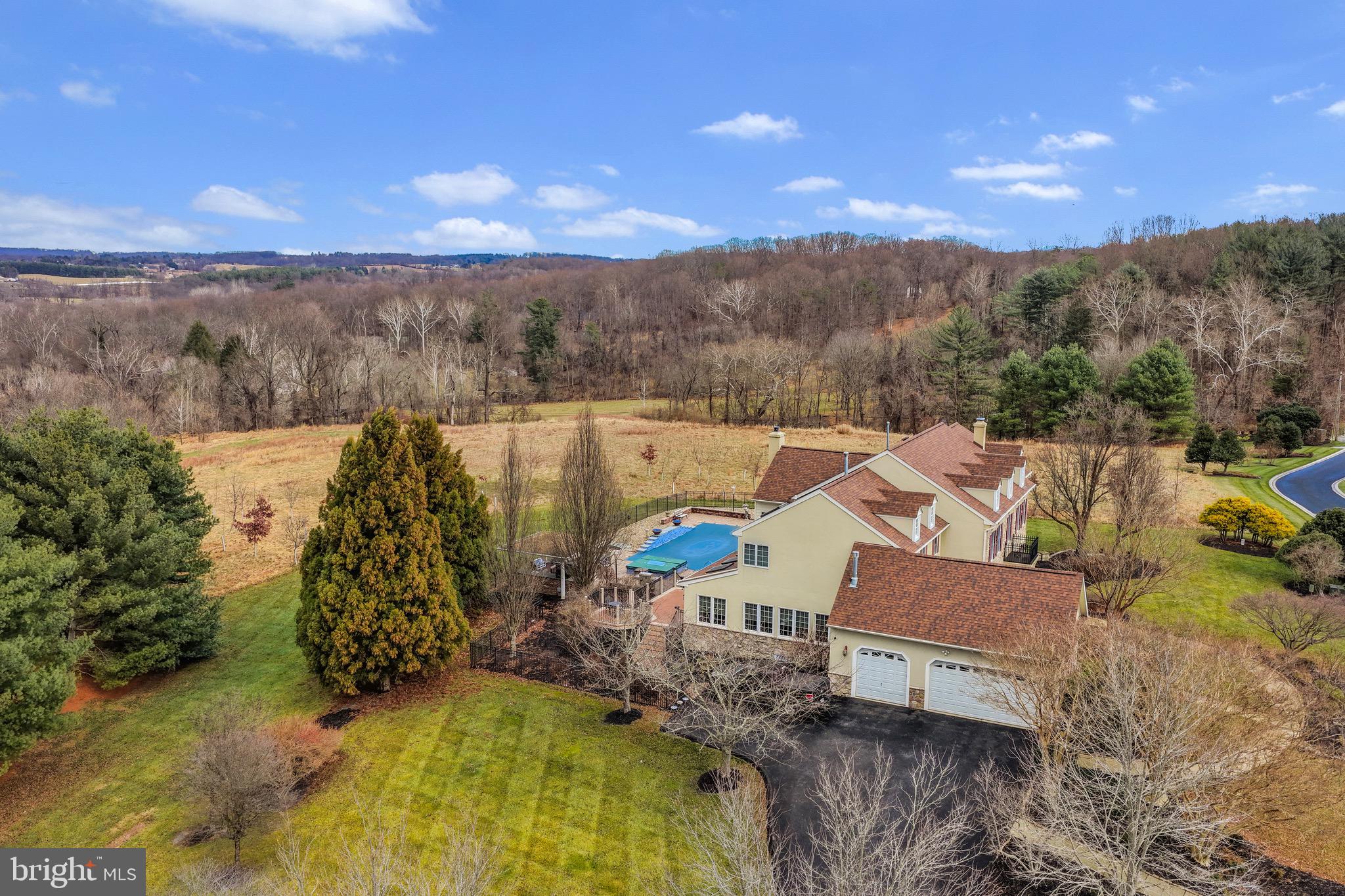 HUNT VALLEY ESTATES - Residential