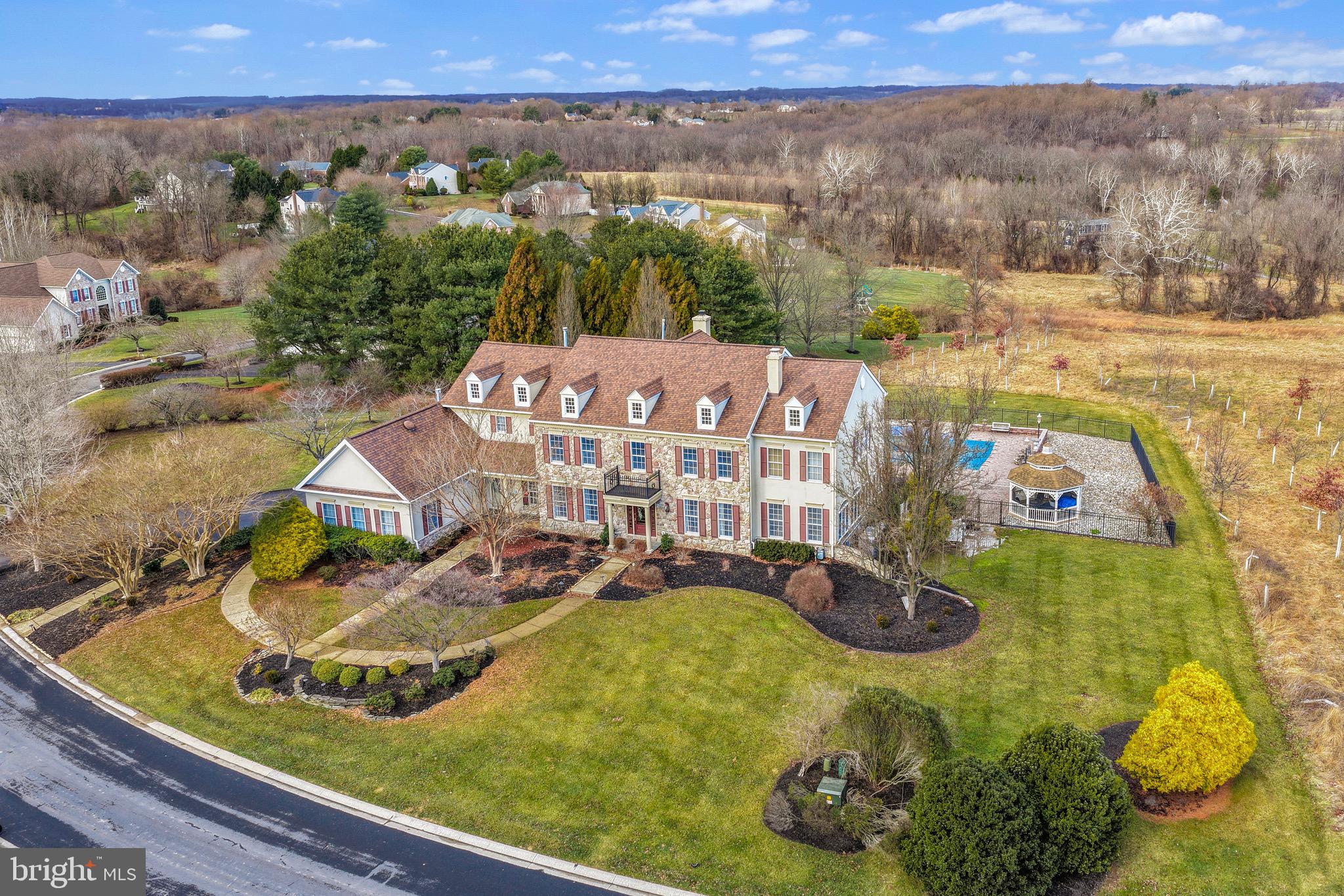 HUNT VALLEY ESTATES - Residential