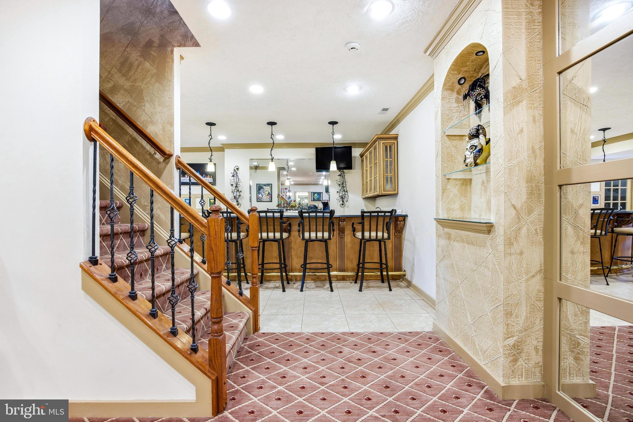 HUNT VALLEY ESTATES - Residential