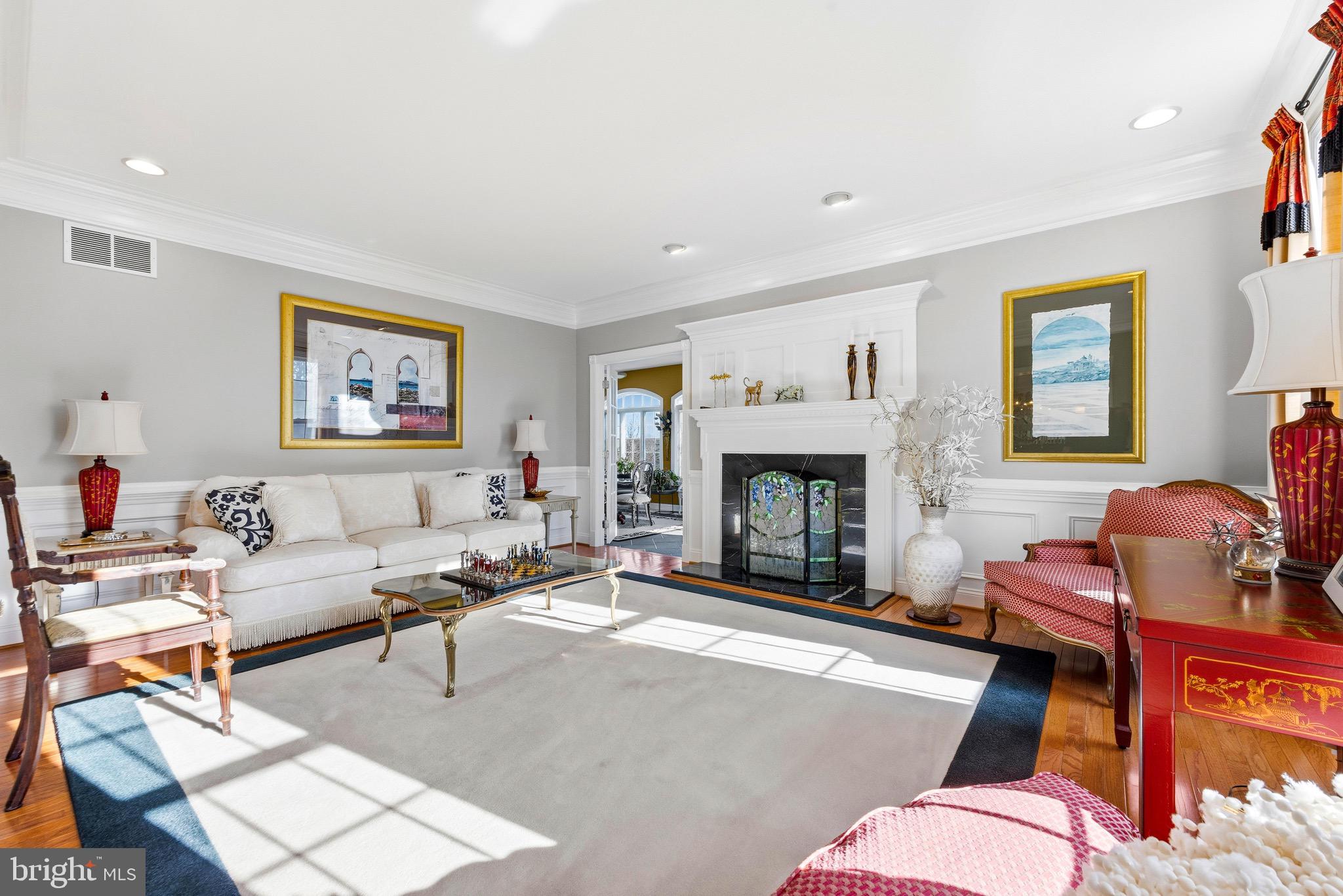 HUNT VALLEY ESTATES - Residential