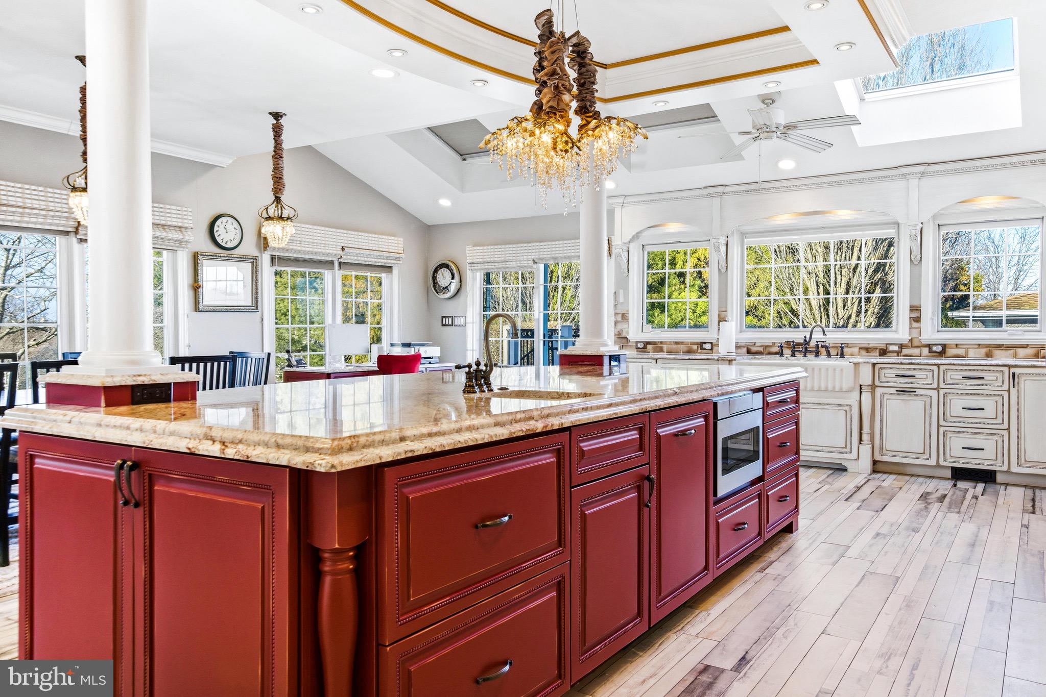 HUNT VALLEY ESTATES - Residential