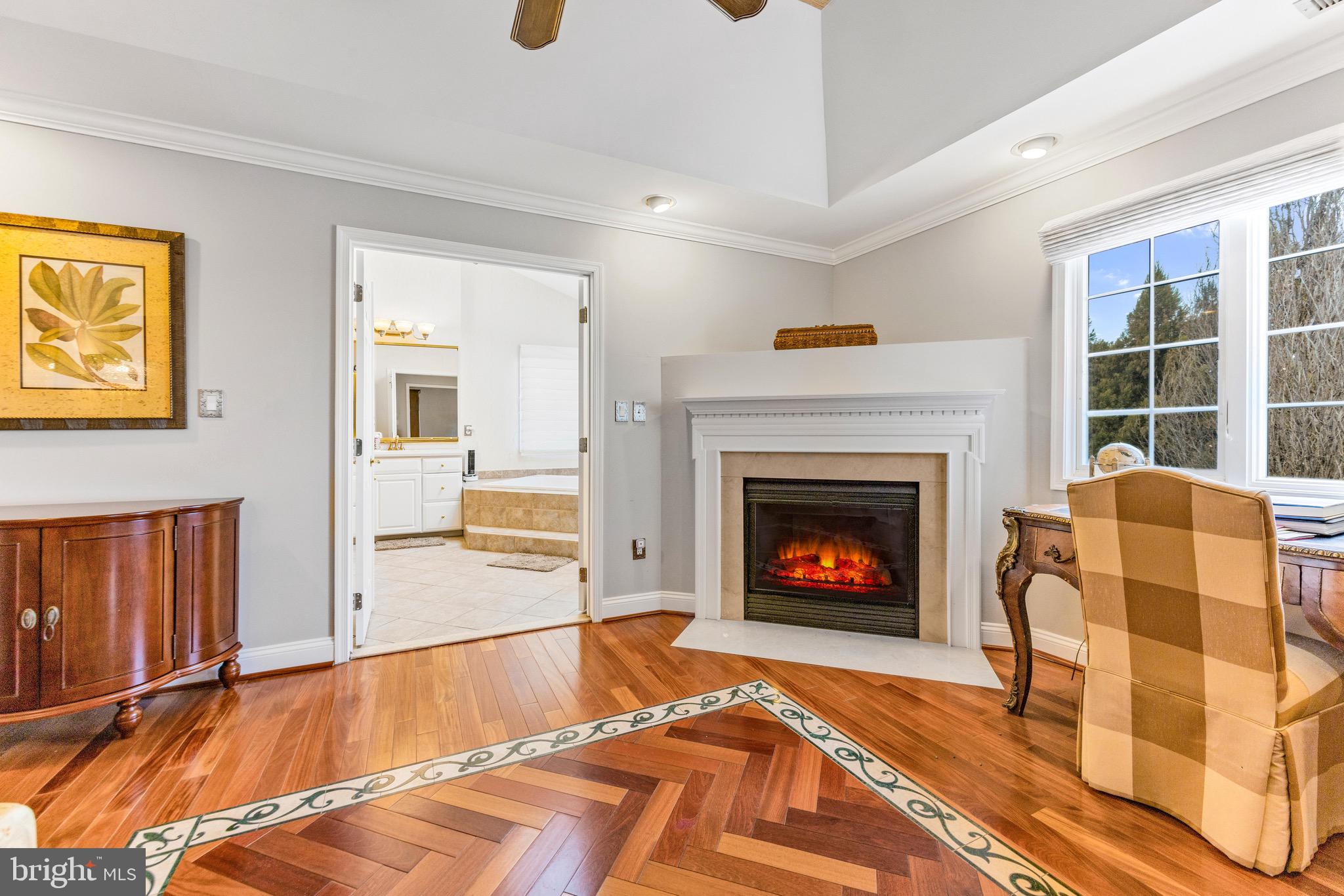 HUNT VALLEY ESTATES - Residential