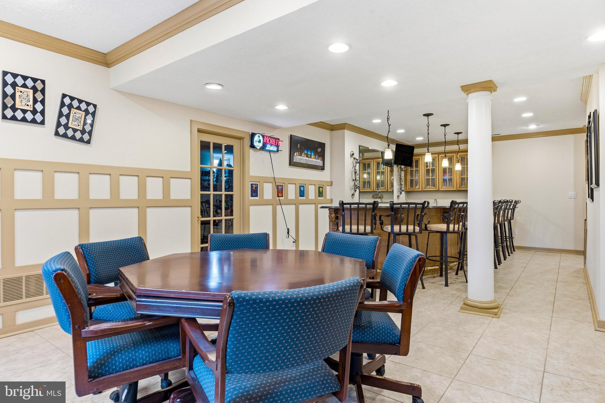 HUNT VALLEY ESTATES - Residential