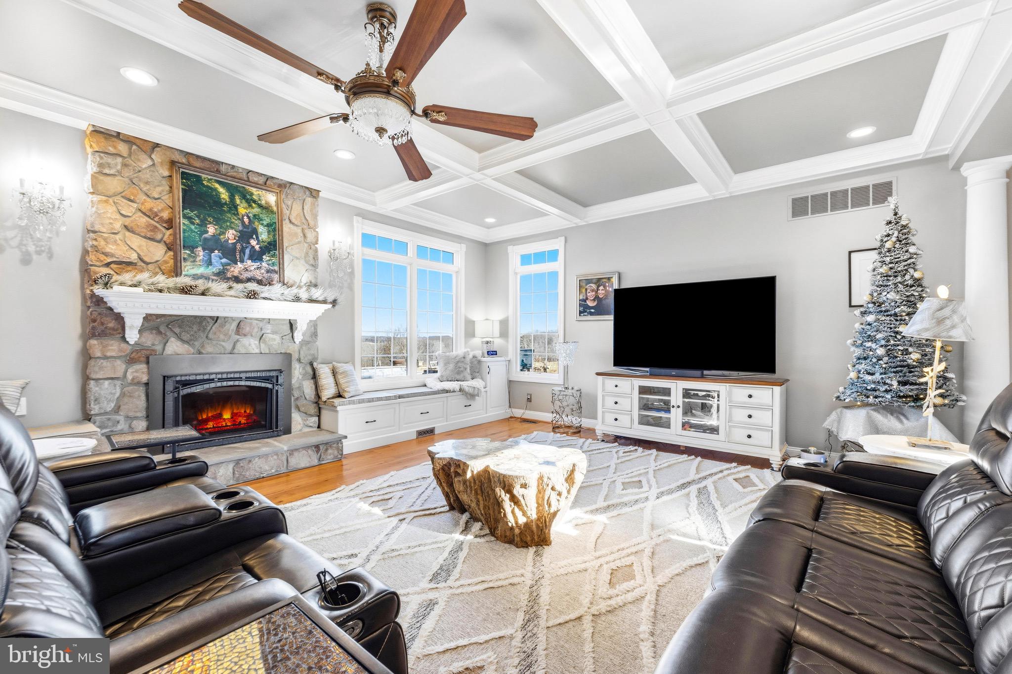 HUNT VALLEY ESTATES - Residential