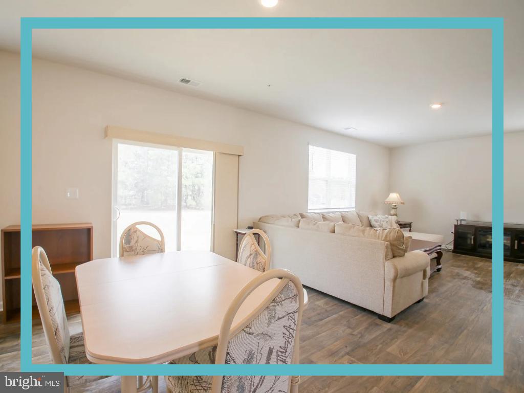 SASSAFRAS MEADOWS - Residential