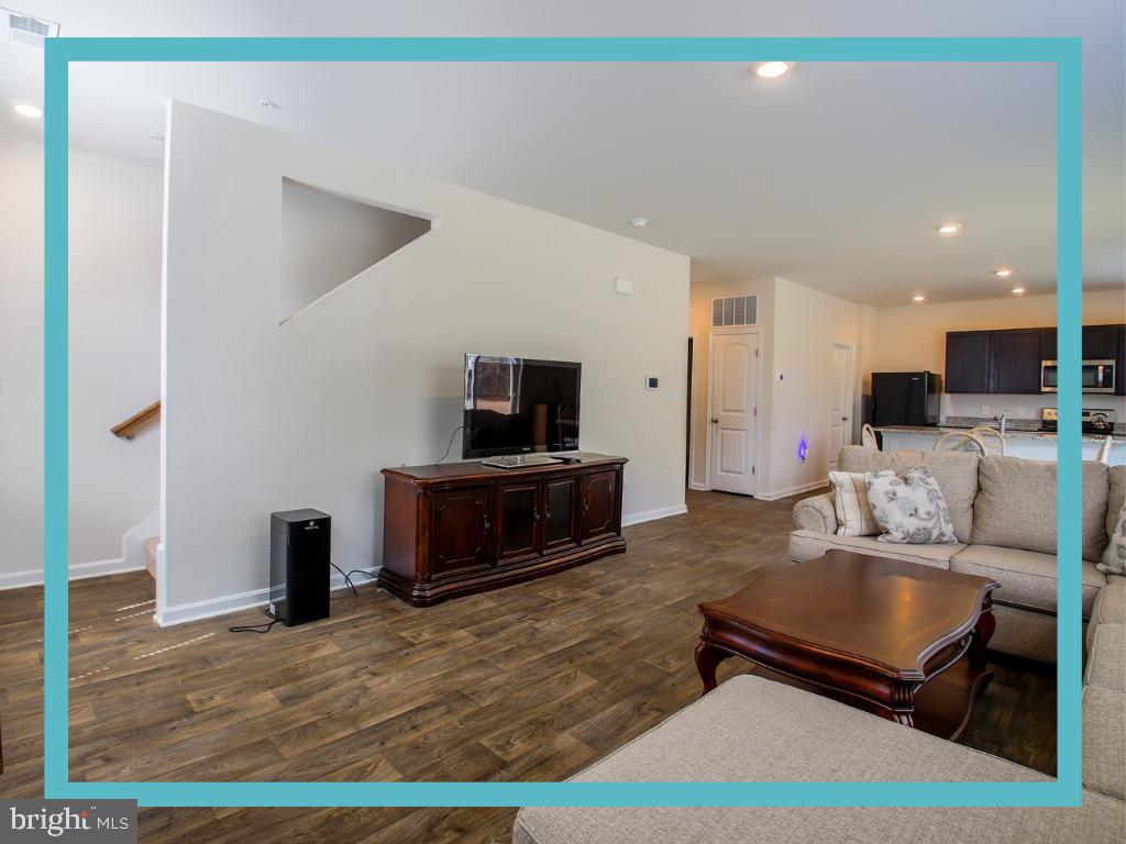 SASSAFRAS MEADOWS - Residential