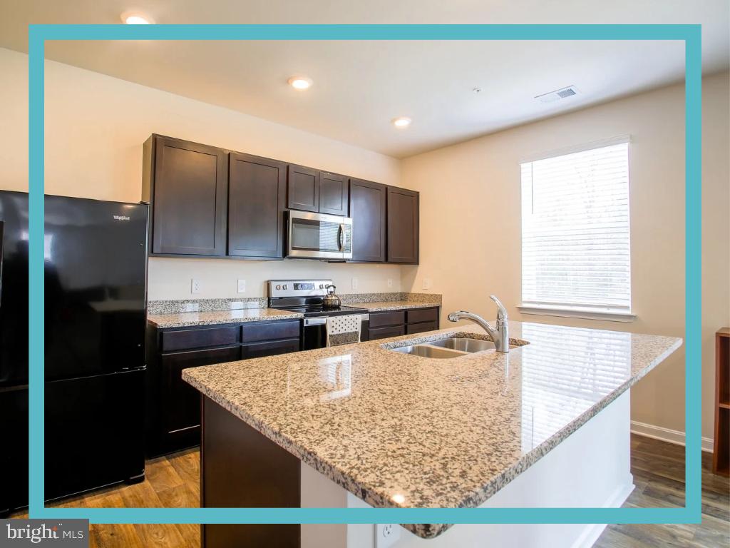 SASSAFRAS MEADOWS - Residential