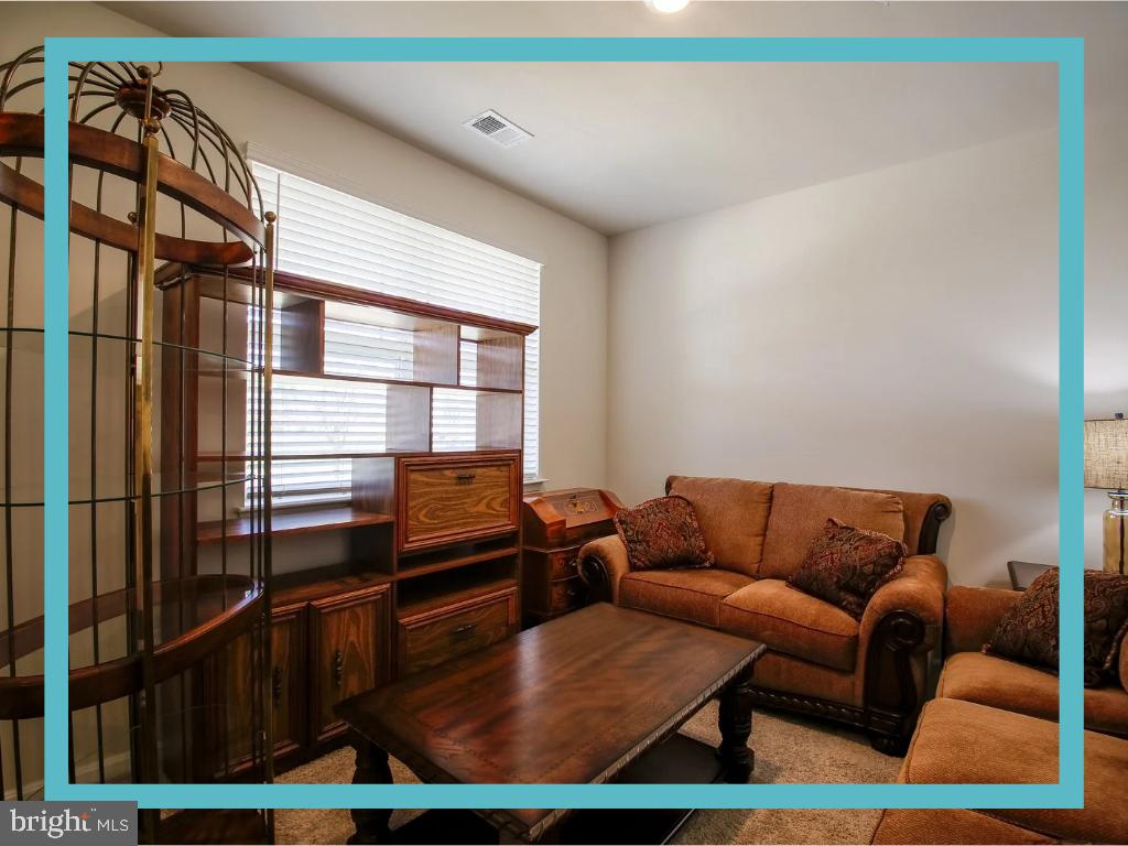 SASSAFRAS MEADOWS - Residential