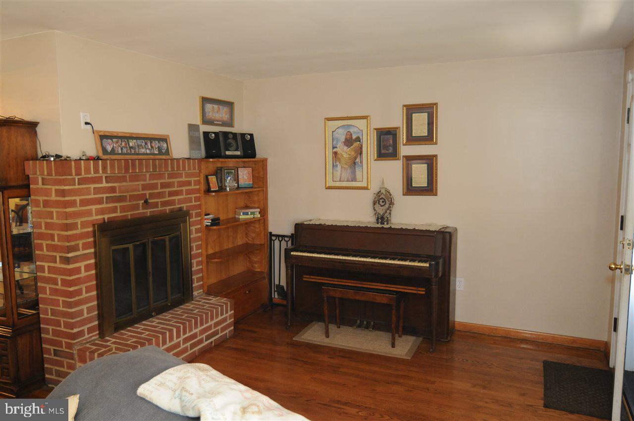 SMITH ESTATES - Residential