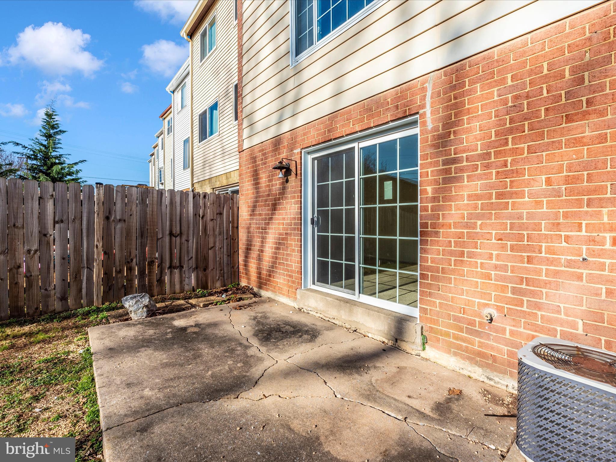 FRIENDLY ACRES - Residential