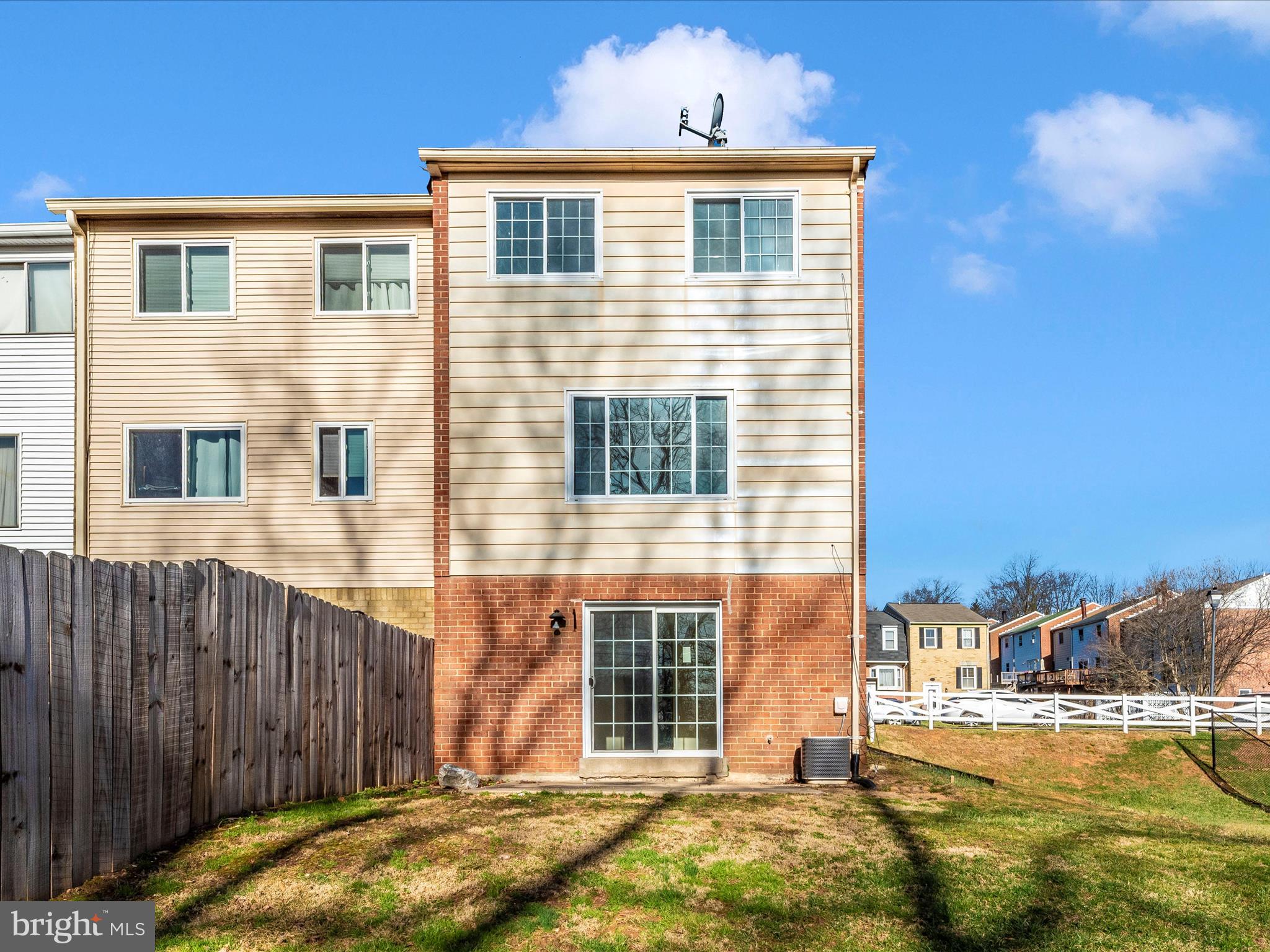 FRIENDLY ACRES - Residential