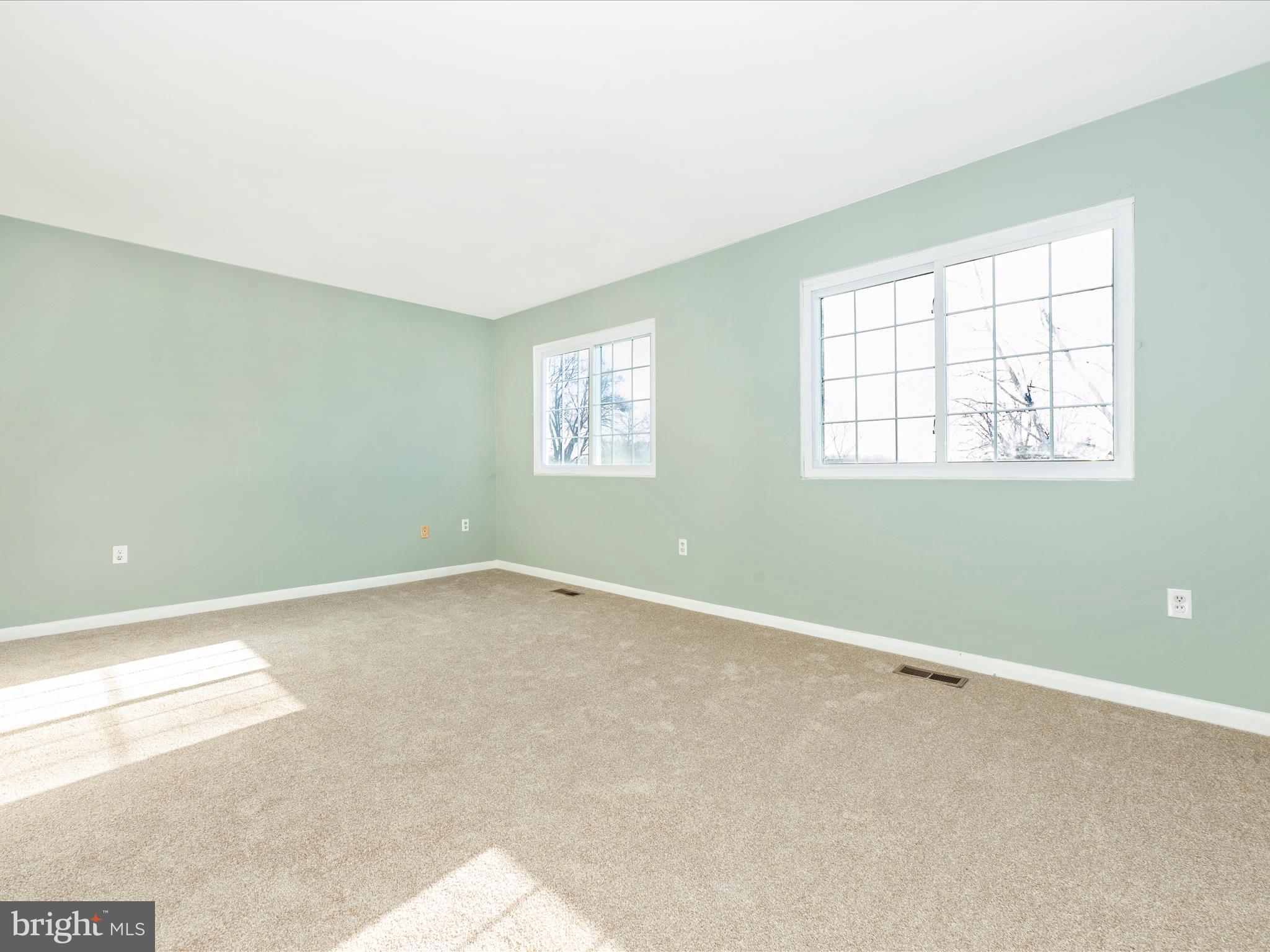 FRIENDLY ACRES - Residential