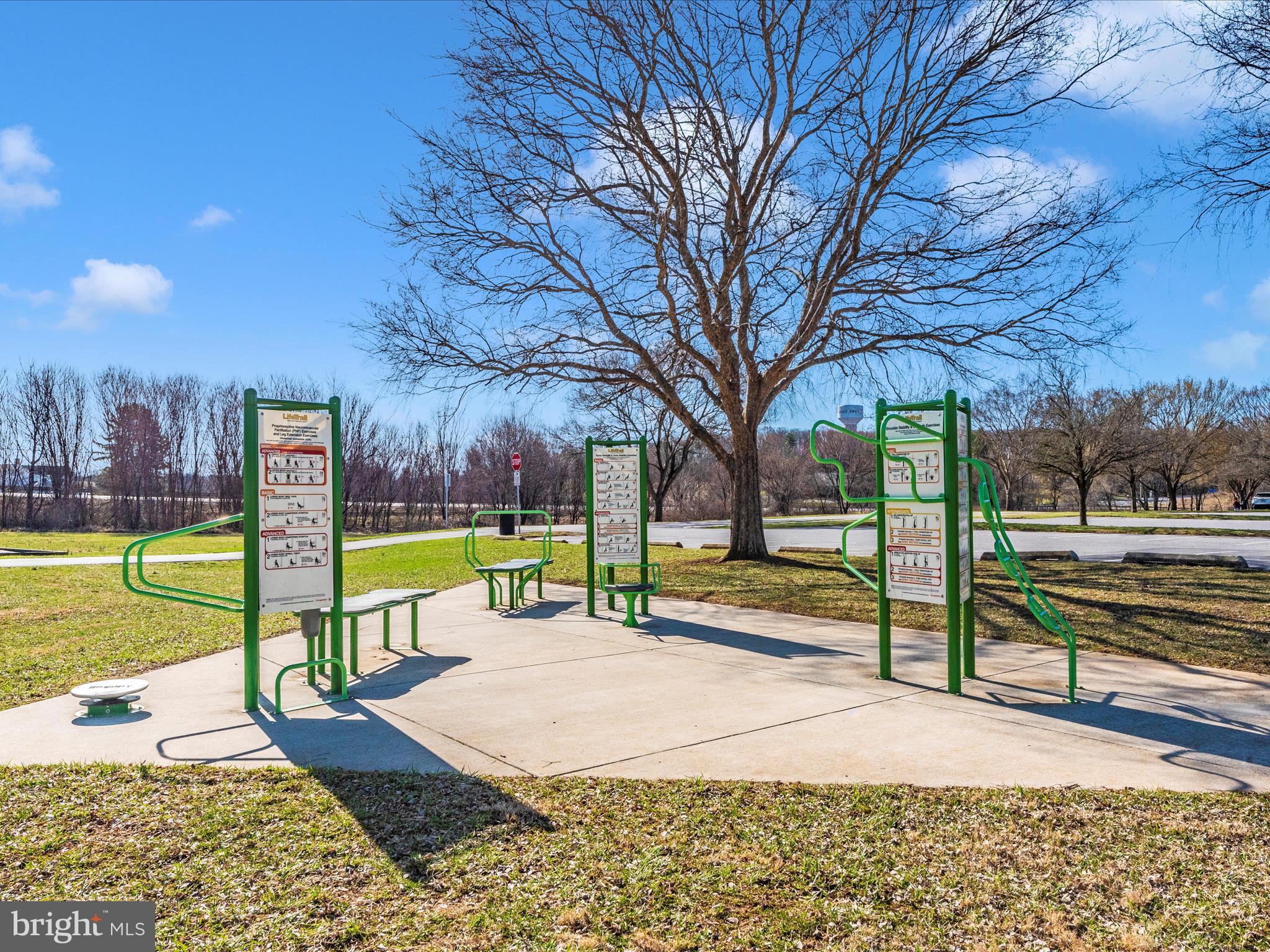 FRIENDLY ACRES - Residential