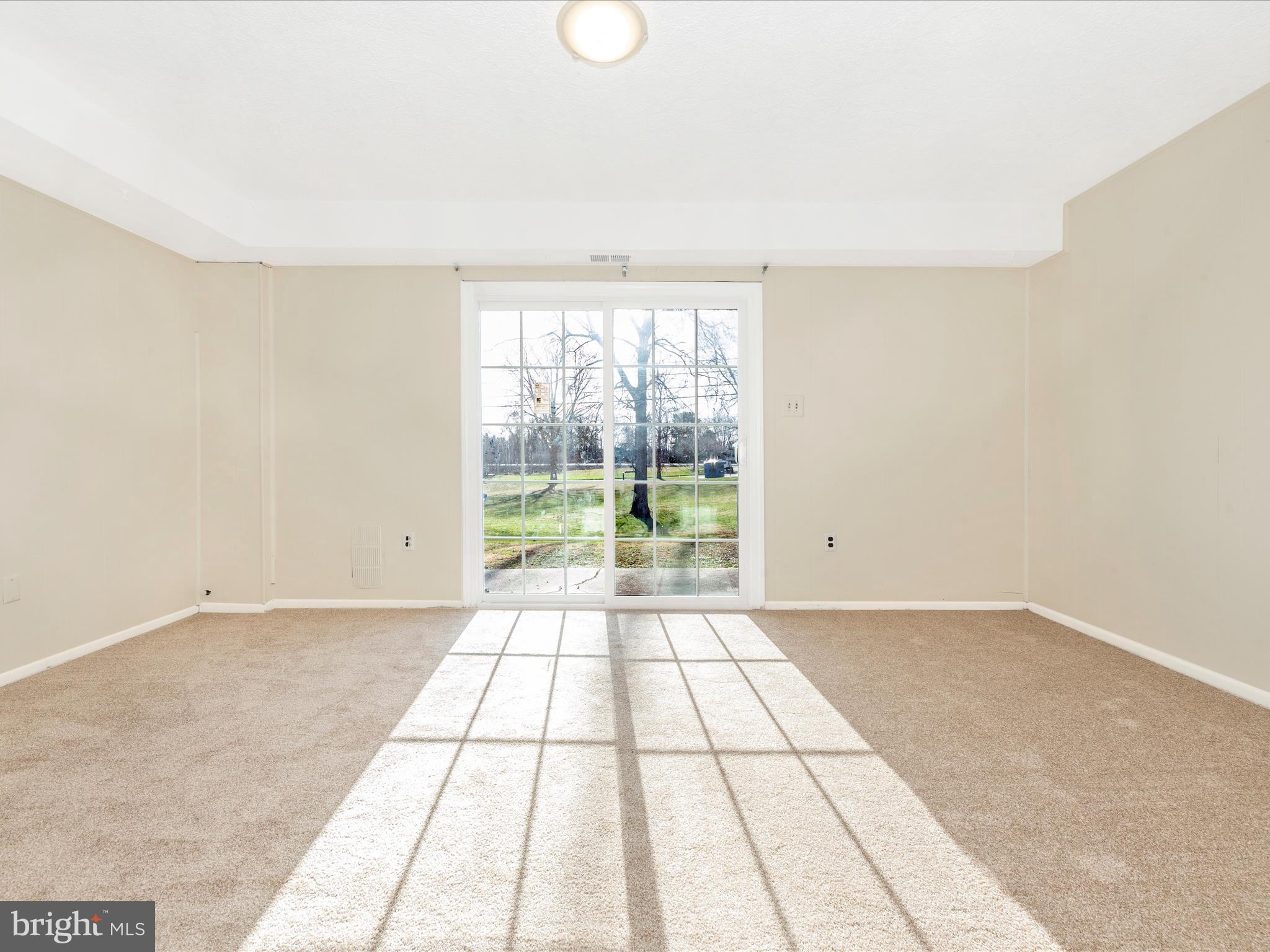 FRIENDLY ACRES - Residential