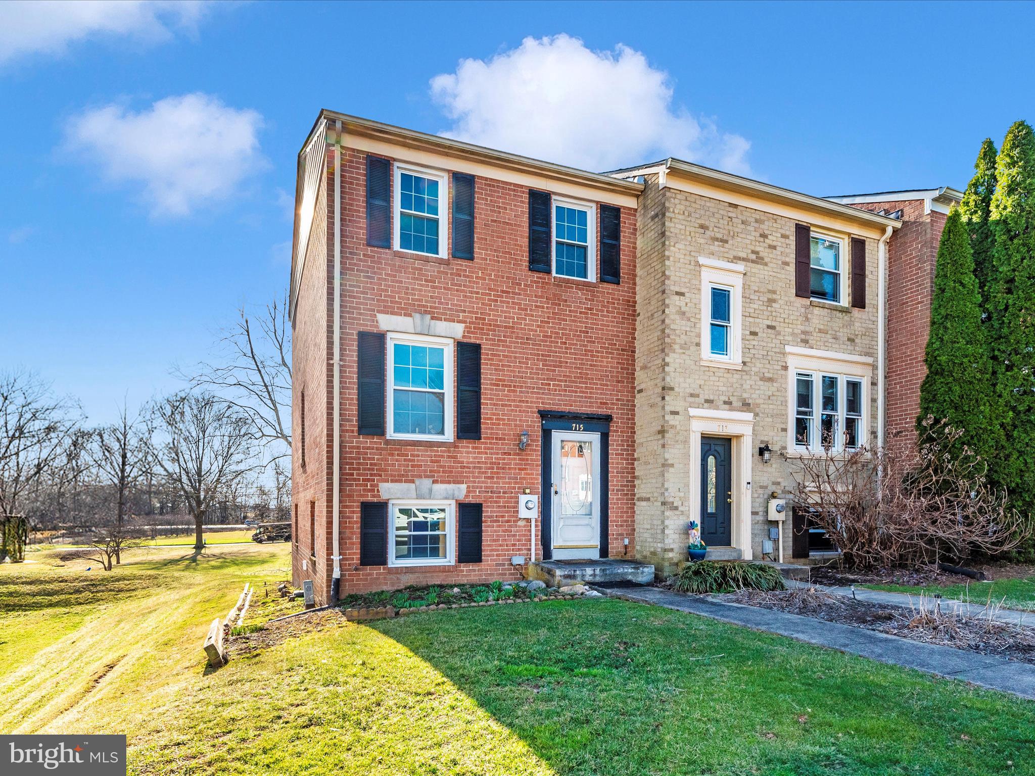 FRIENDLY ACRES - Residential