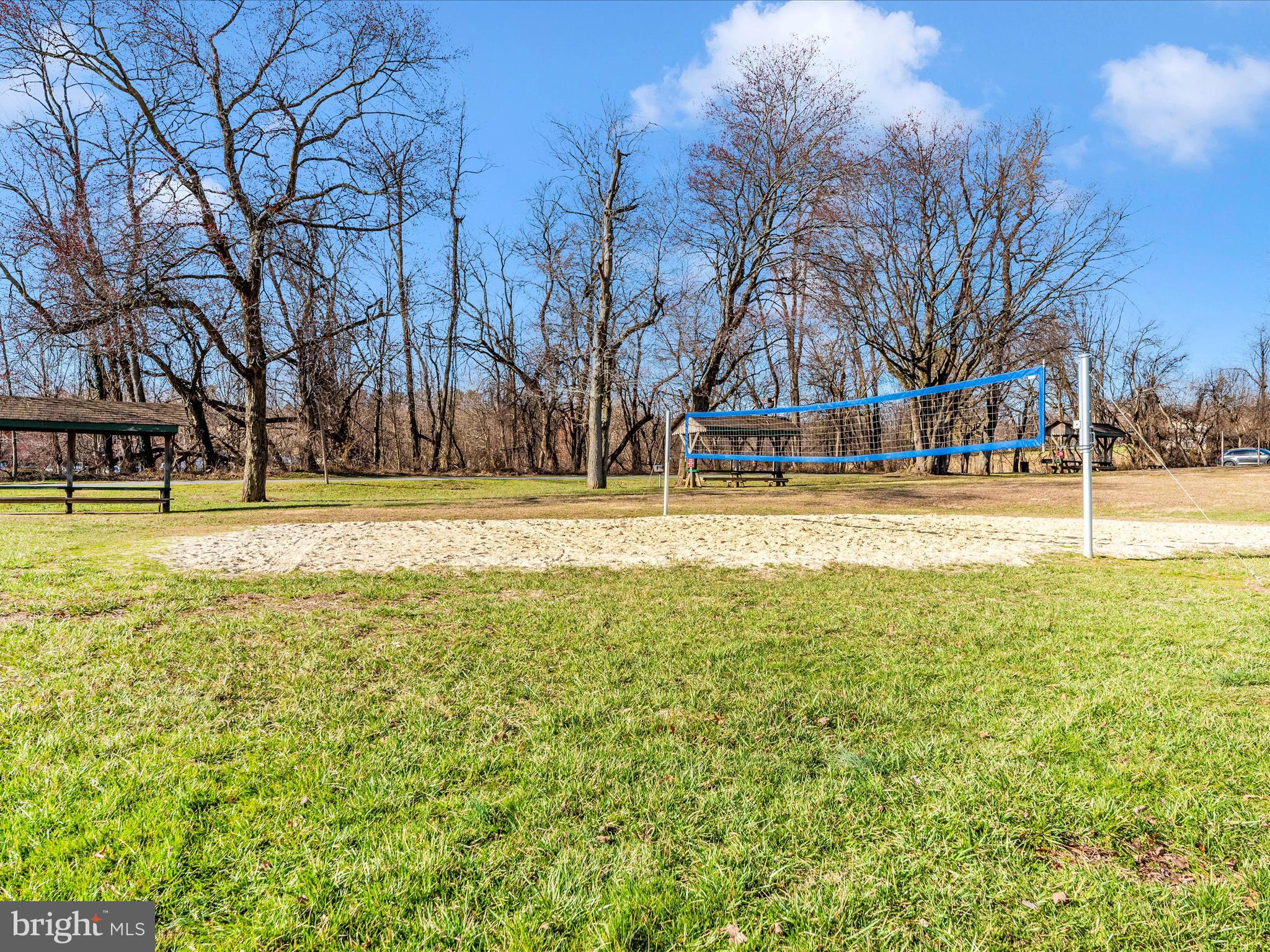 FRIENDLY ACRES - Residential