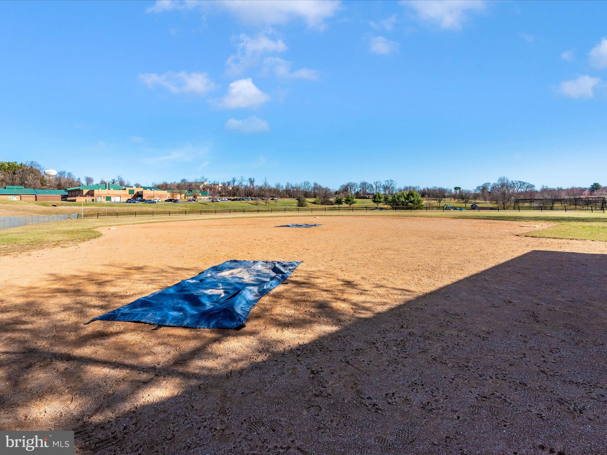 FRIENDLY ACRES - Residential