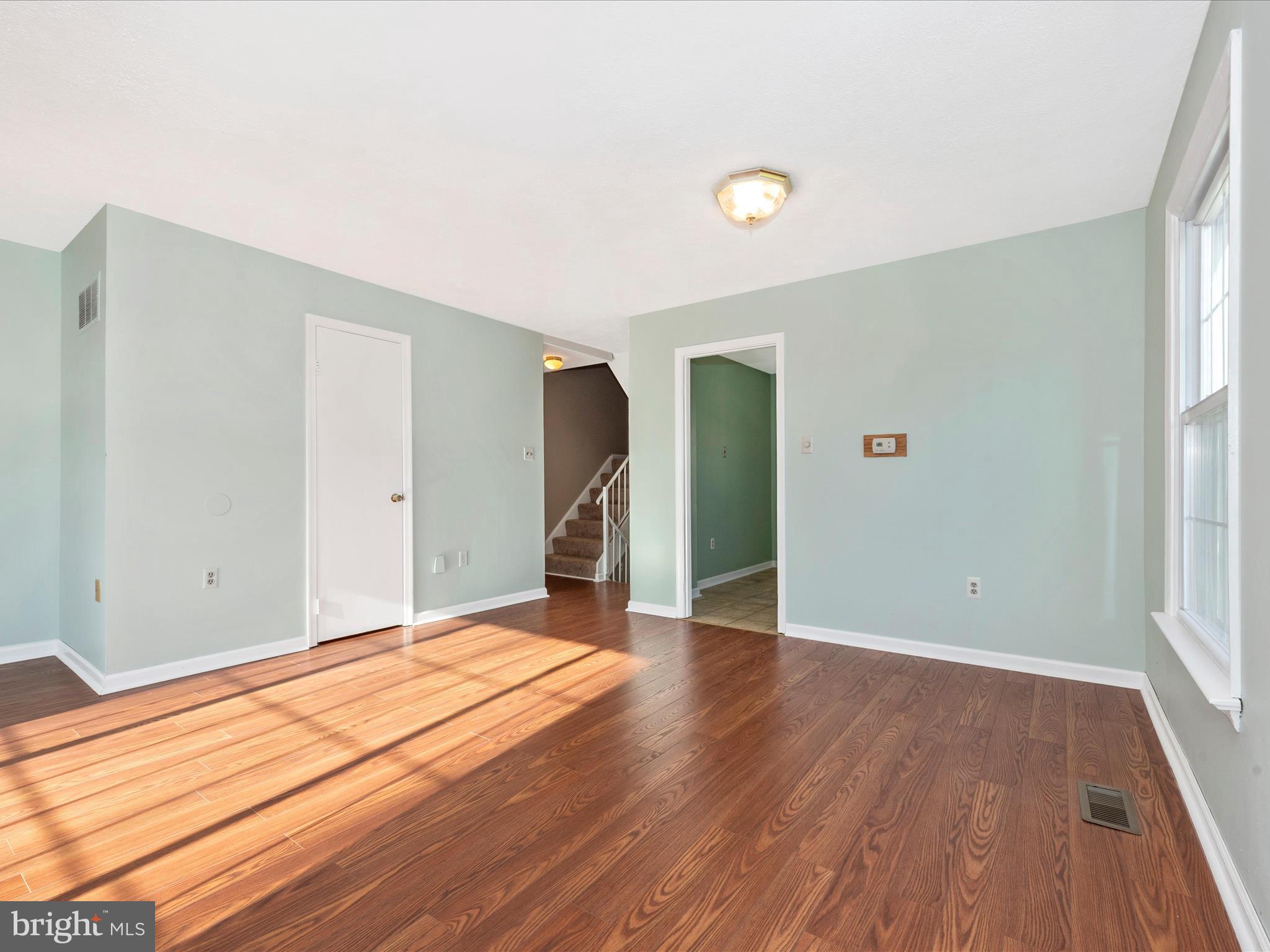 FRIENDLY ACRES - Residential