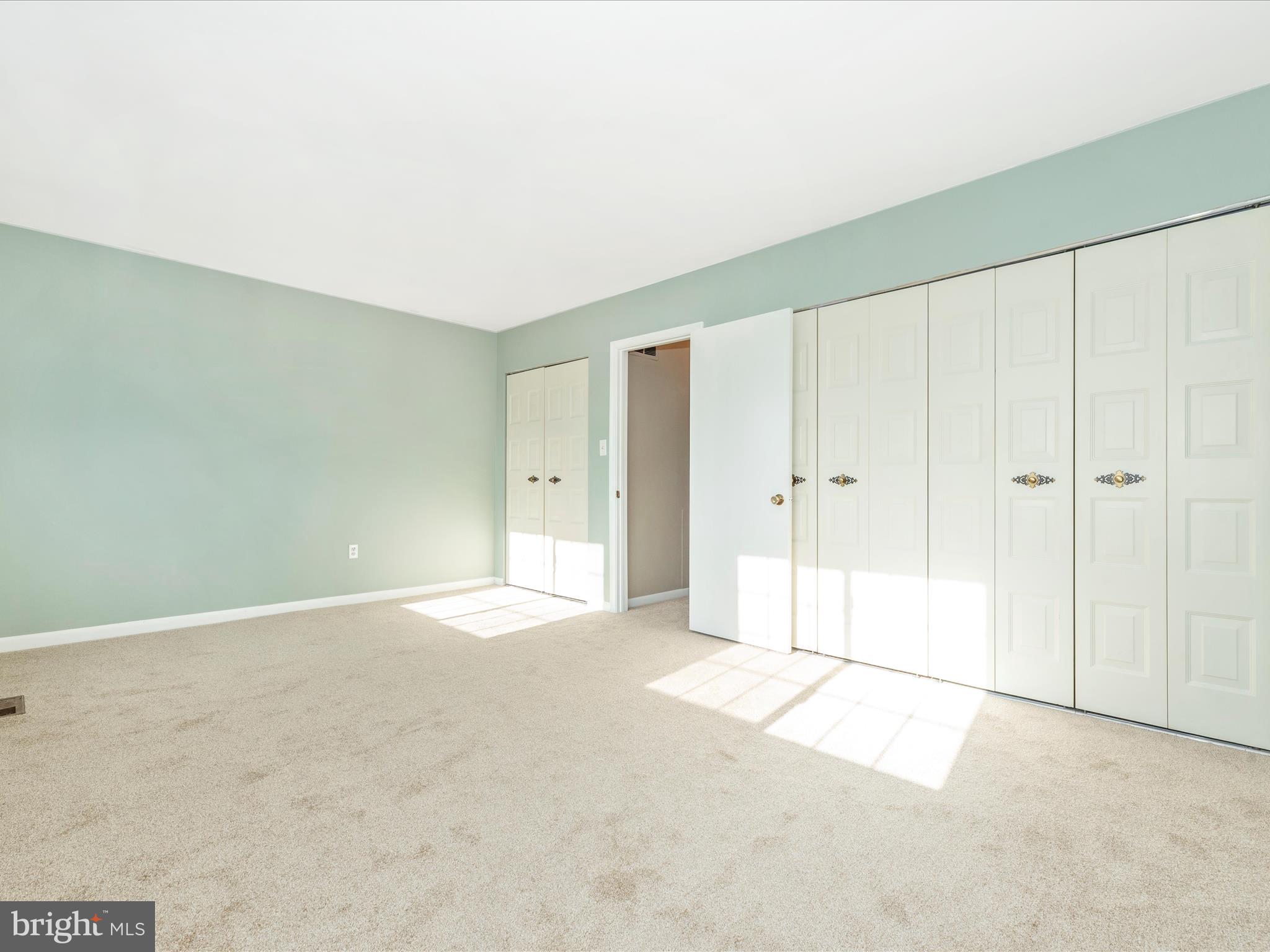 FRIENDLY ACRES - Residential