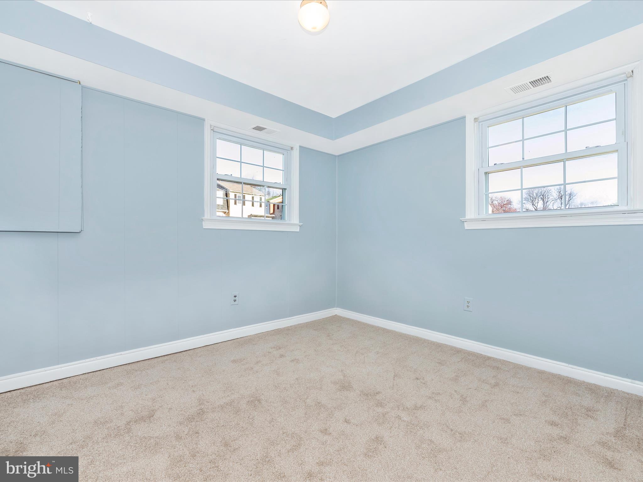 FRIENDLY ACRES - Residential