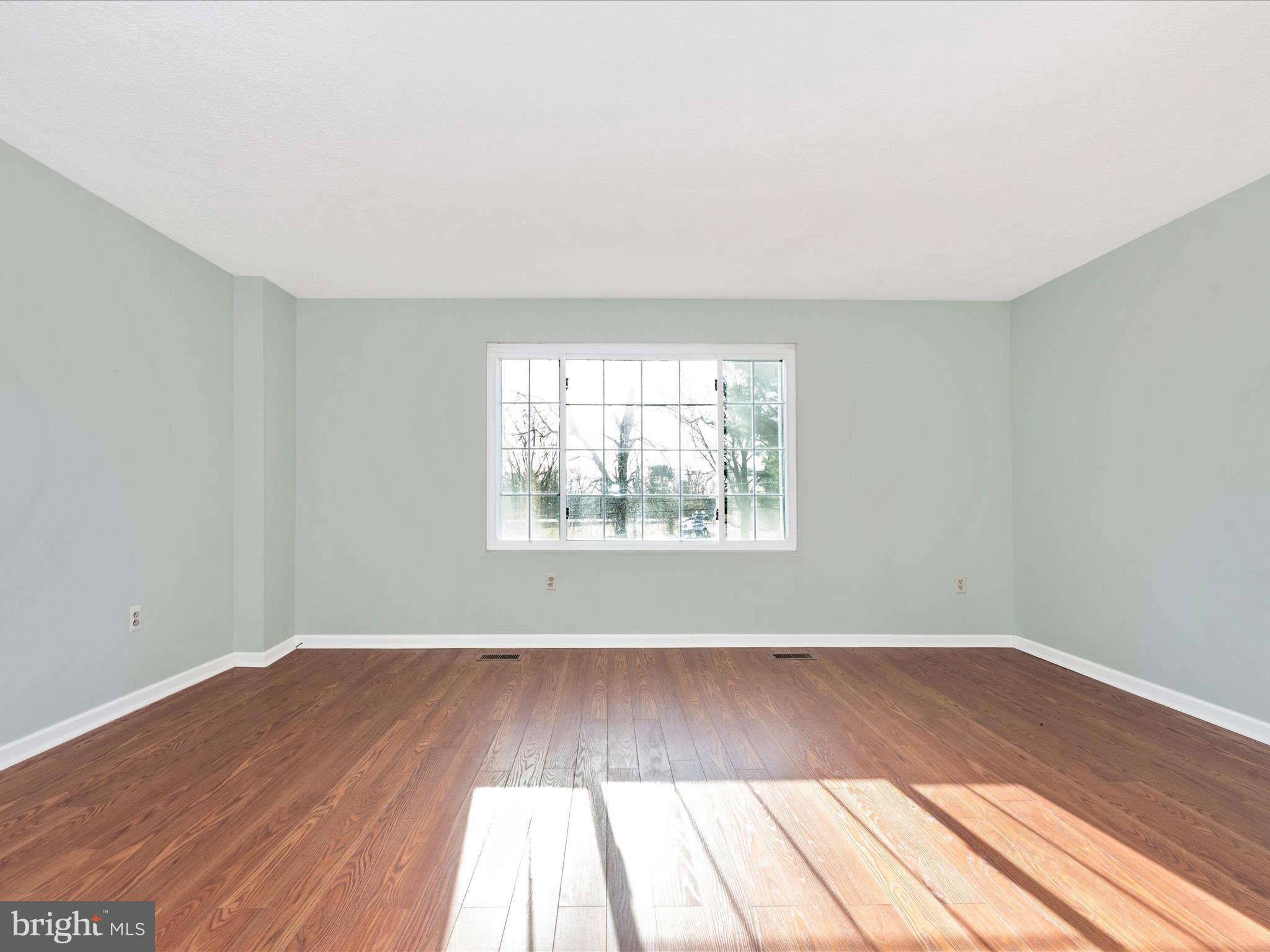 FRIENDLY ACRES - Residential