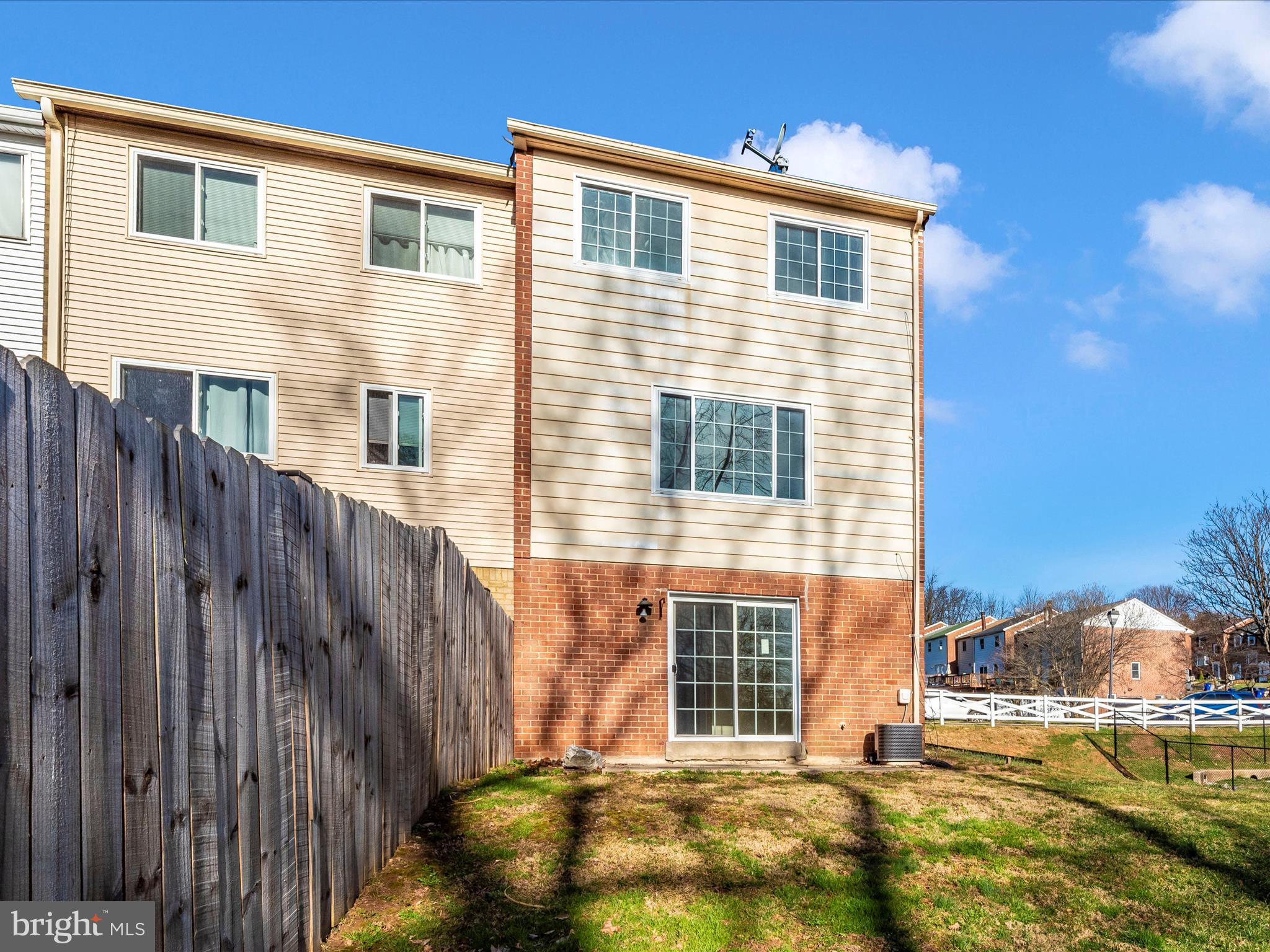 FRIENDLY ACRES - Residential