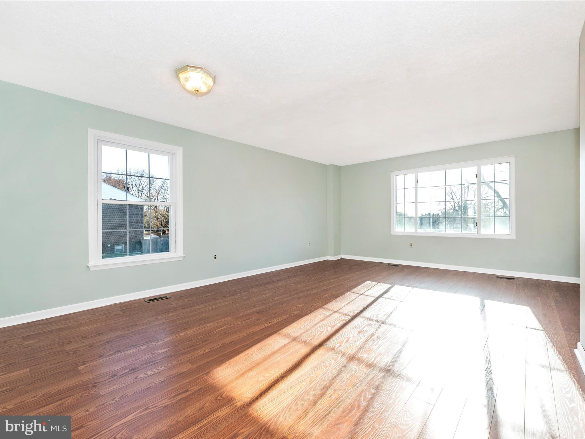 FRIENDLY ACRES - Residential