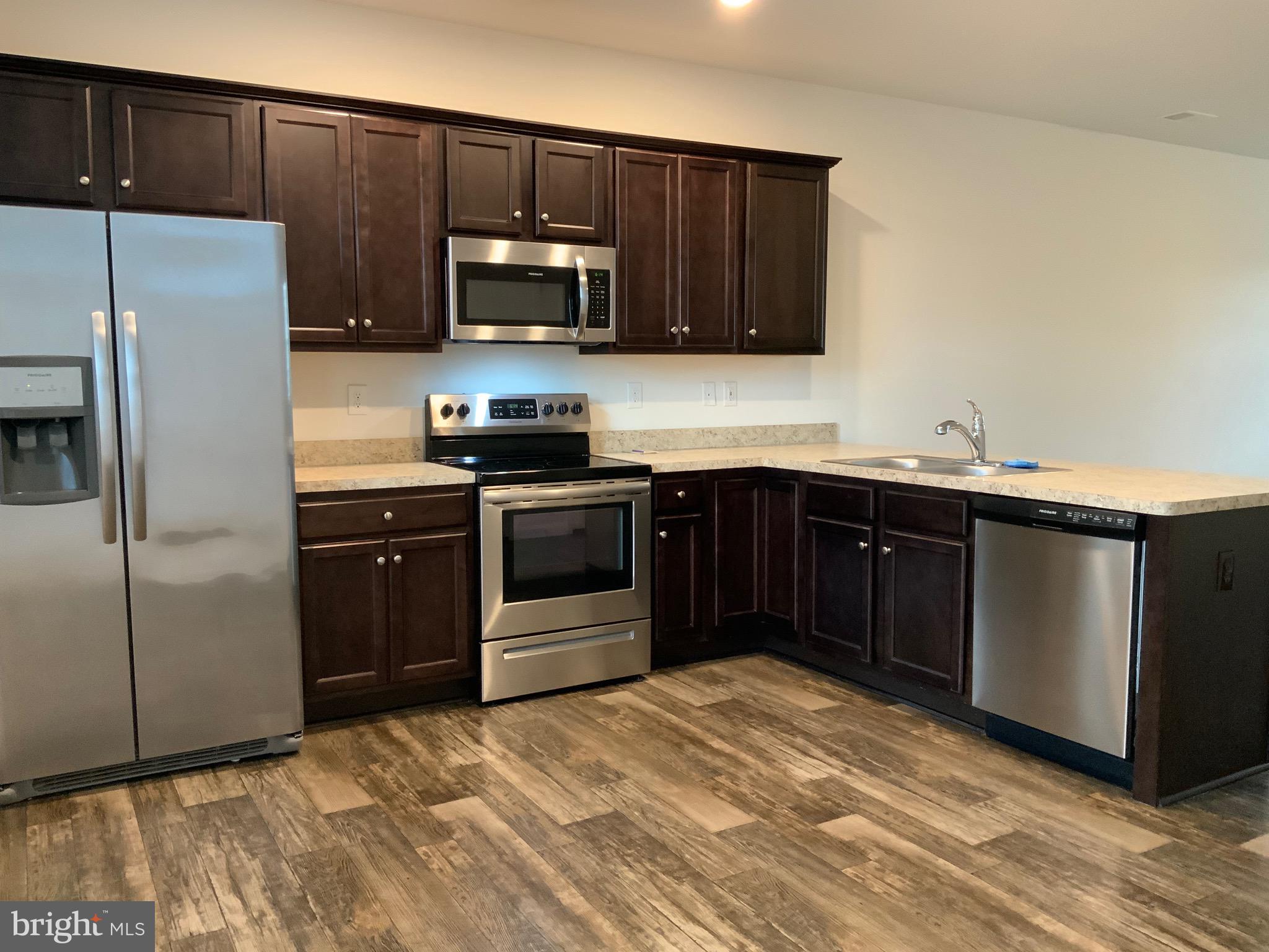 BERKELEY RIDGE - Residential Lease