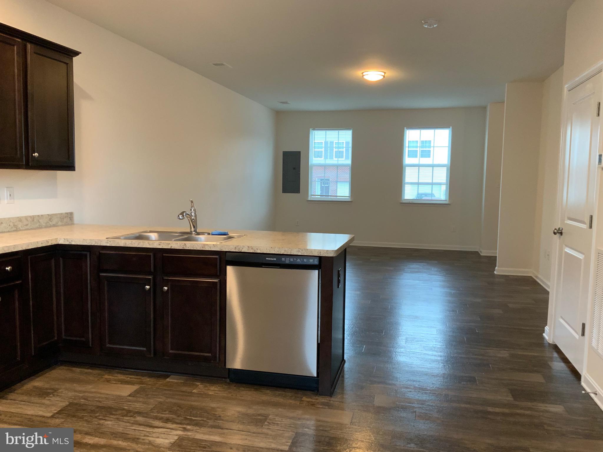 BERKELEY RIDGE - Residential Lease