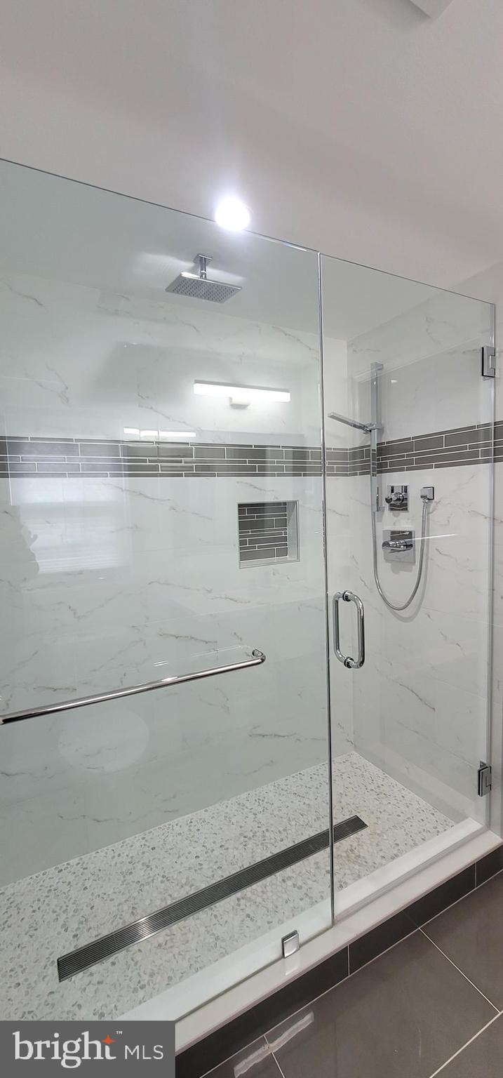 KENWOOD - Residential