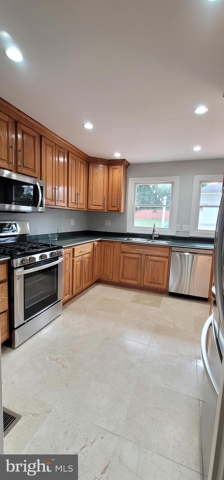 KENWOOD - Residential