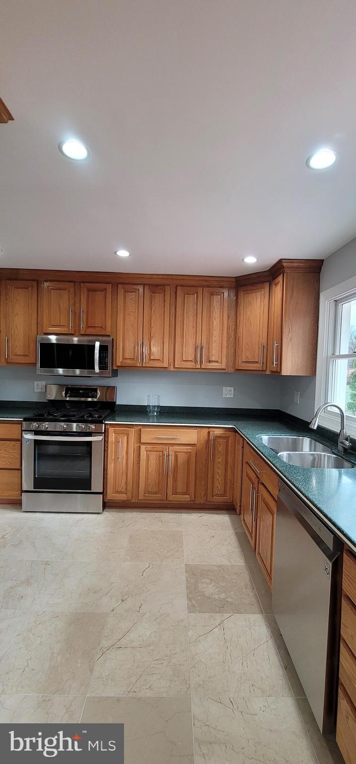 KENWOOD - Residential