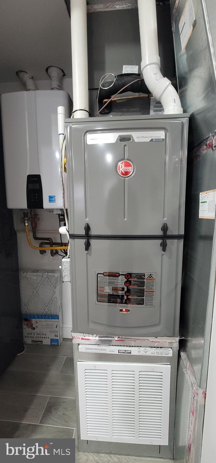 KENWOOD - Residential