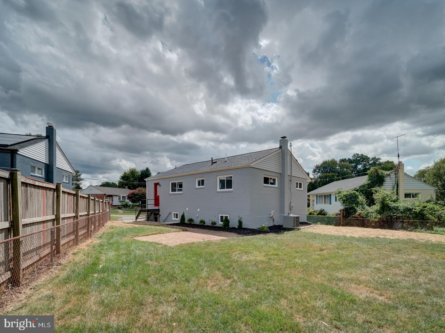 HARMONY HILLS - Residential