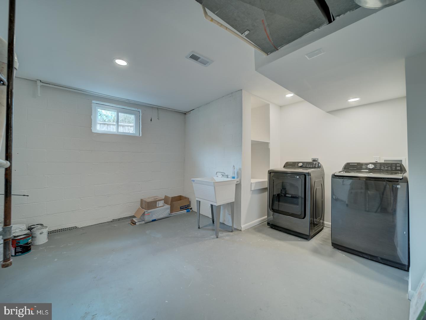 HARMONY HILLS - Residential