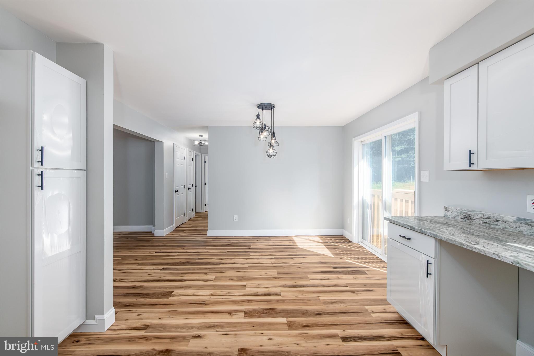 HAWKS NEST - Residential