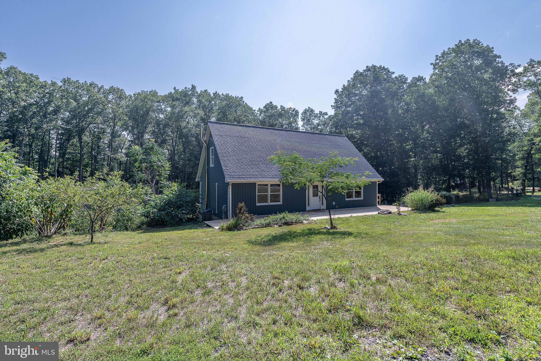 HAWKS NEST - Residential