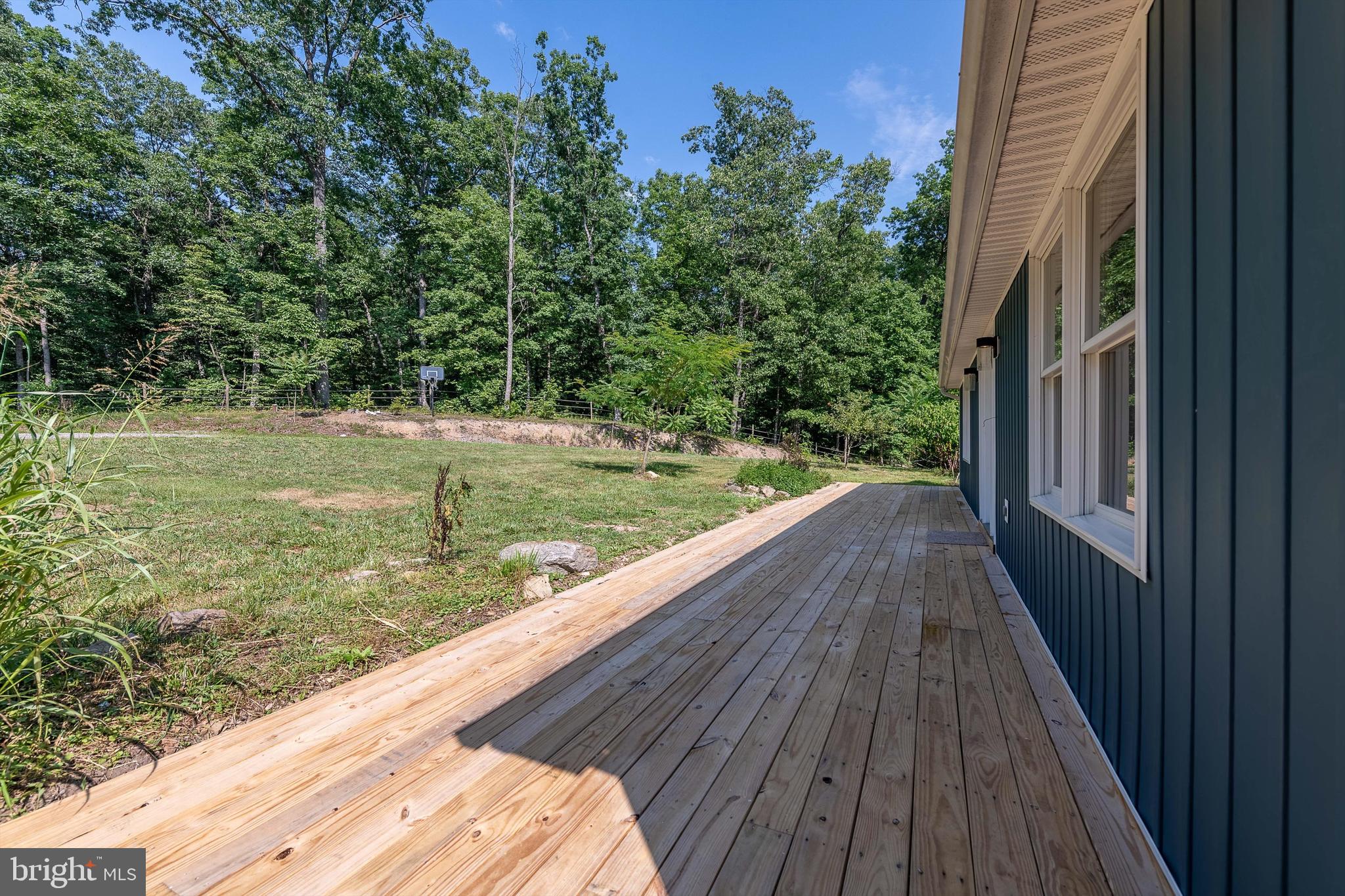 HAWKS NEST - Residential