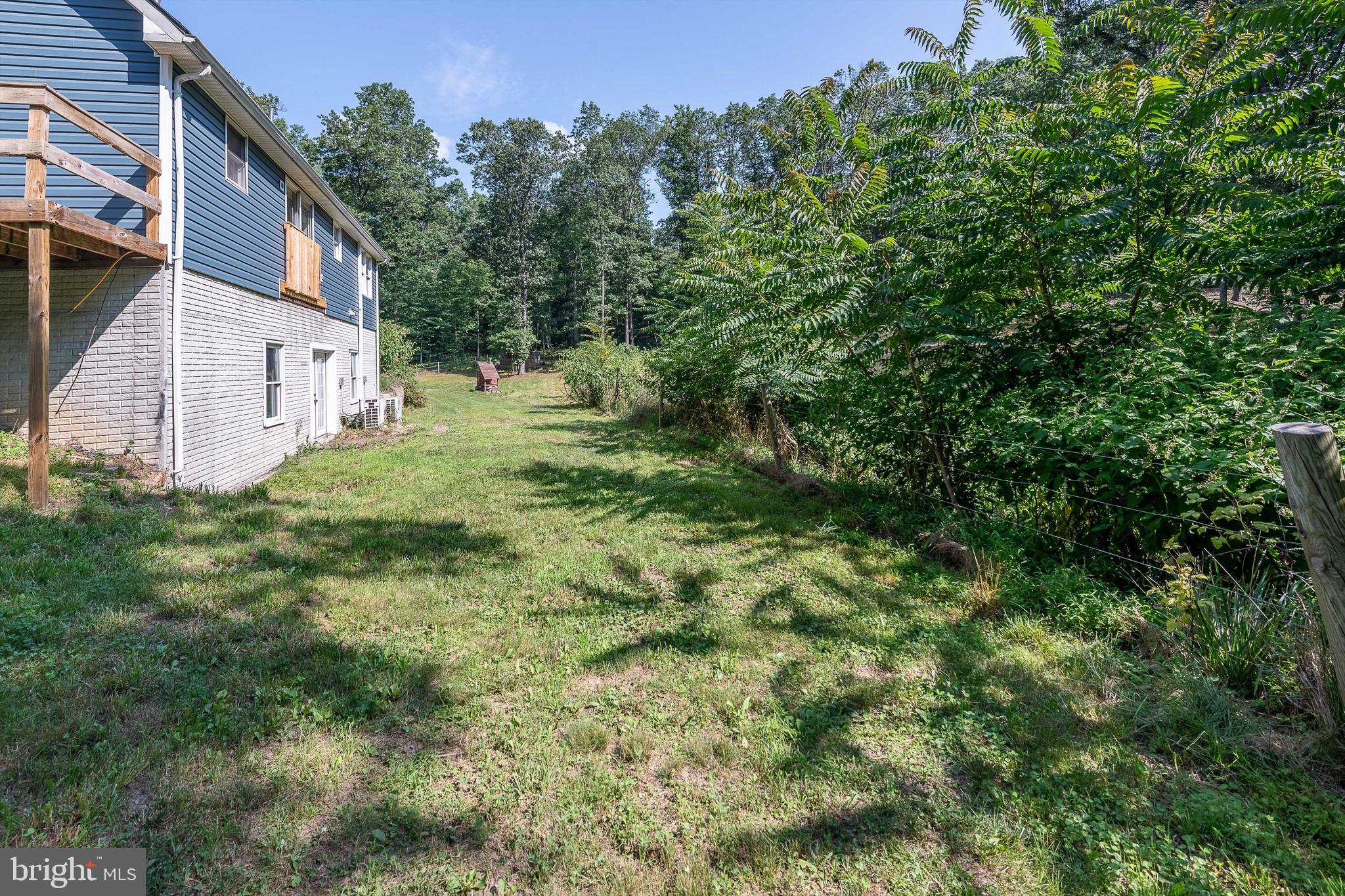 HAWKS NEST - Residential