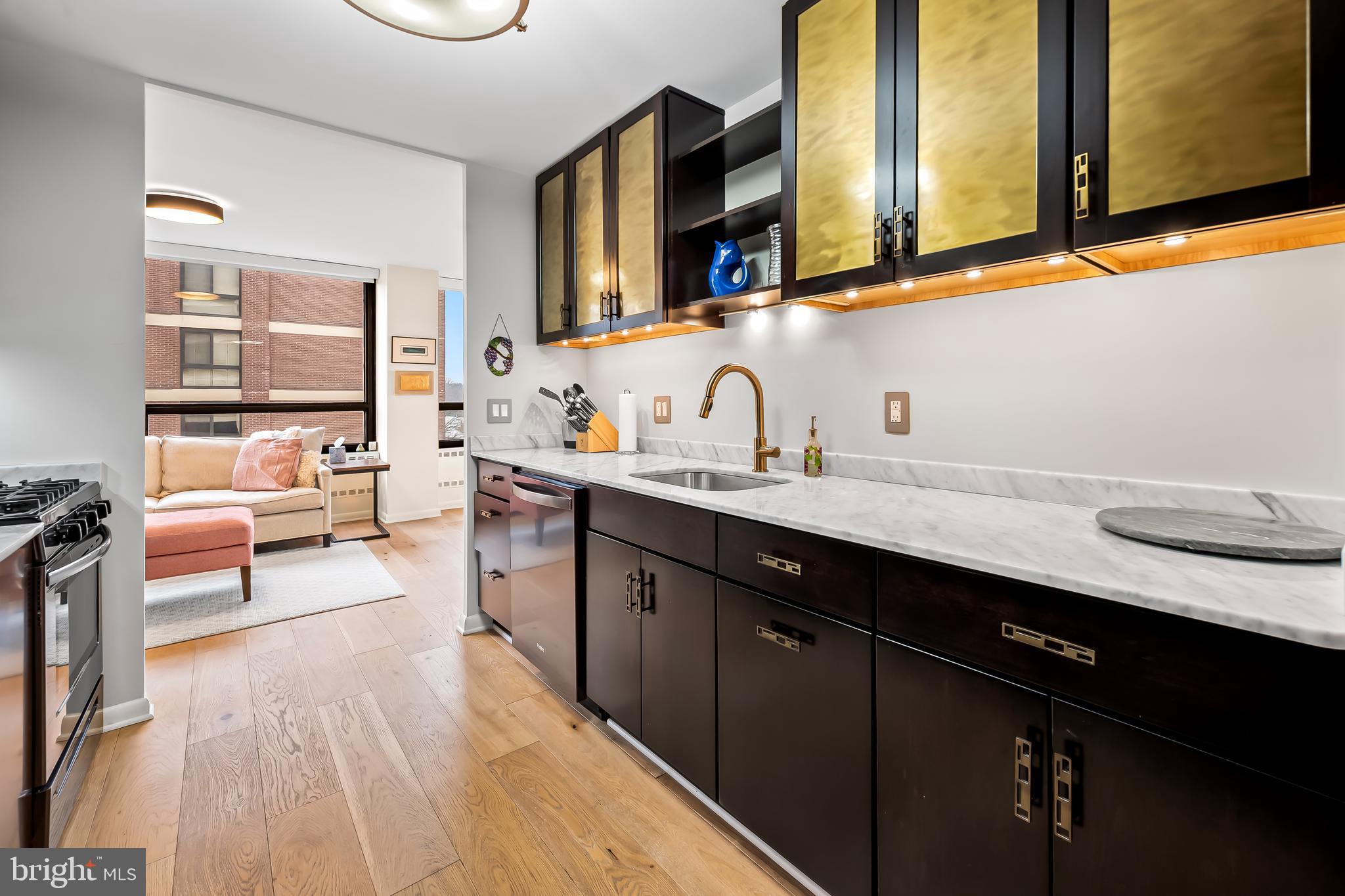 HIGHFIELD HOUSE CONDOMINIUM - Residential