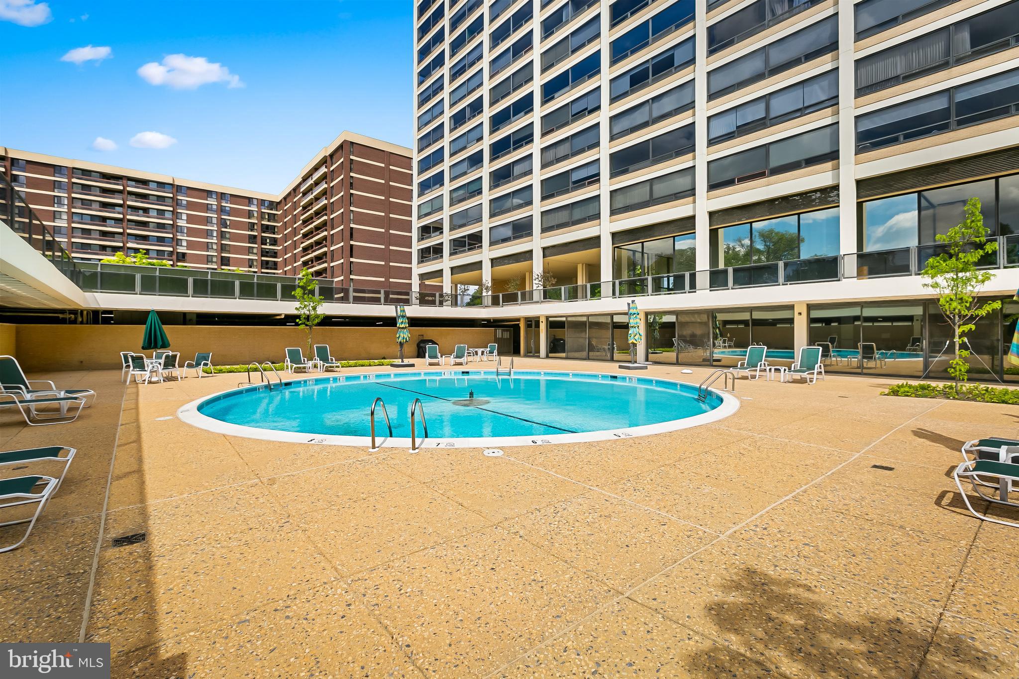 HIGHFIELD HOUSE CONDOMINIUM - Residential