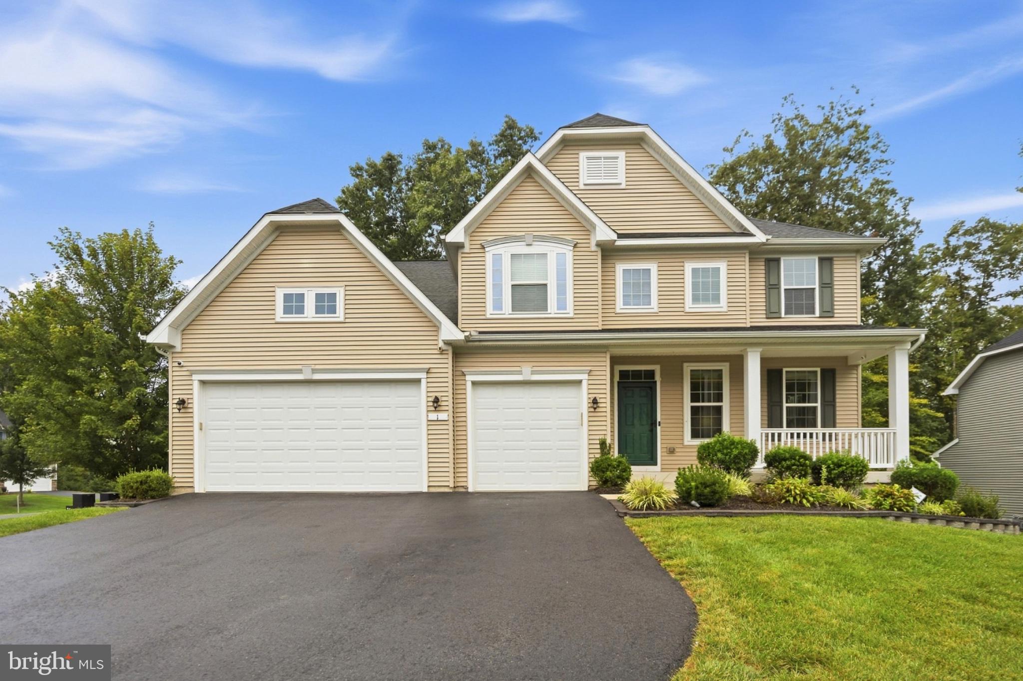 1 KNOB CREEK COURT