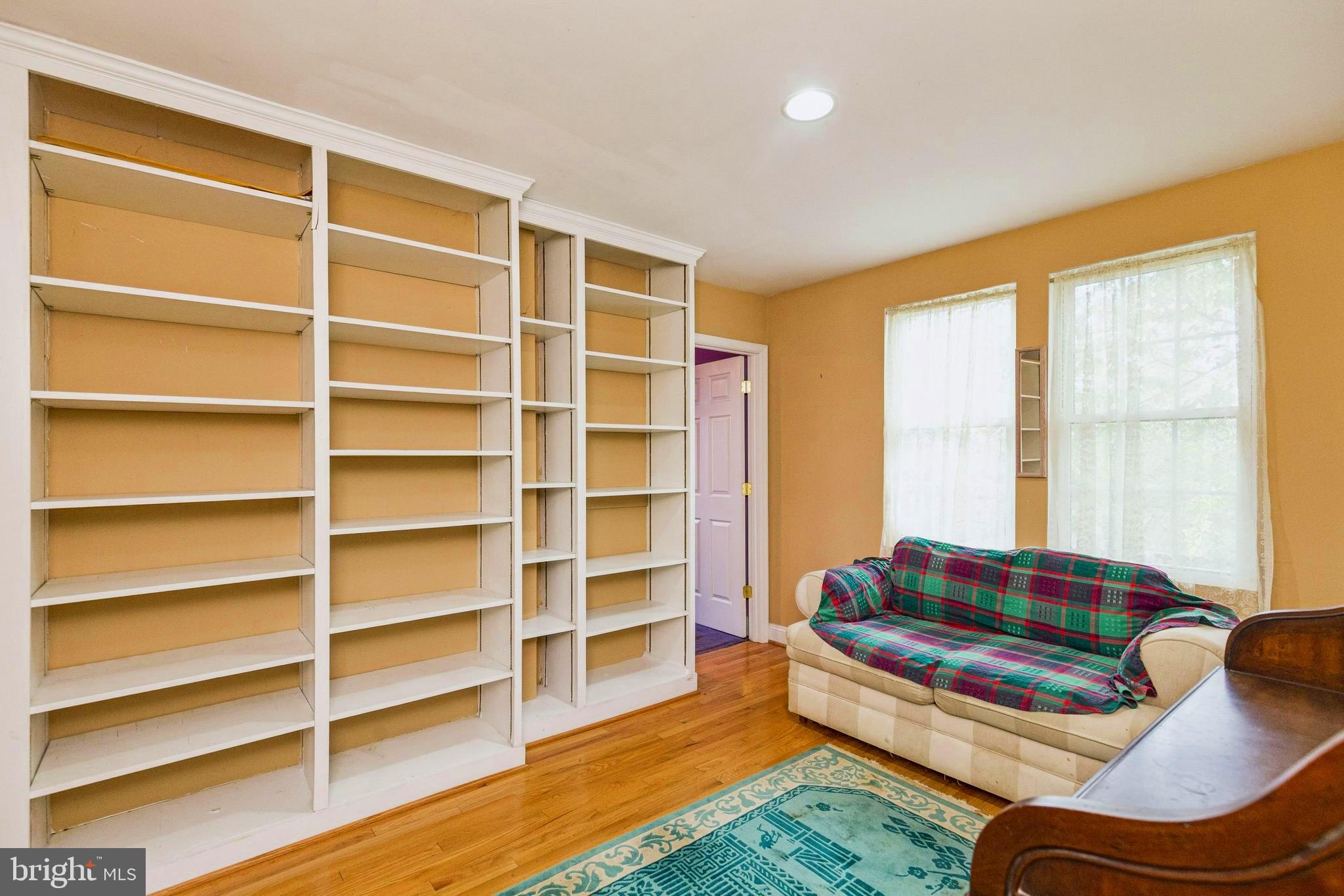 RIDGEVIEW - Residential