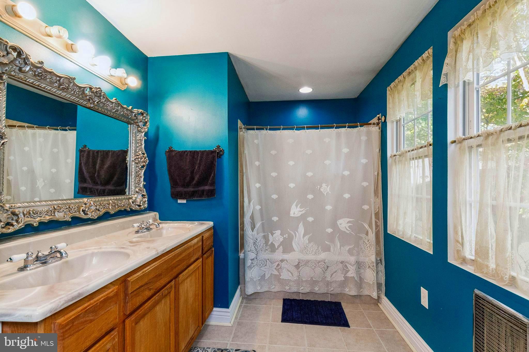 RIDGEVIEW - Residential